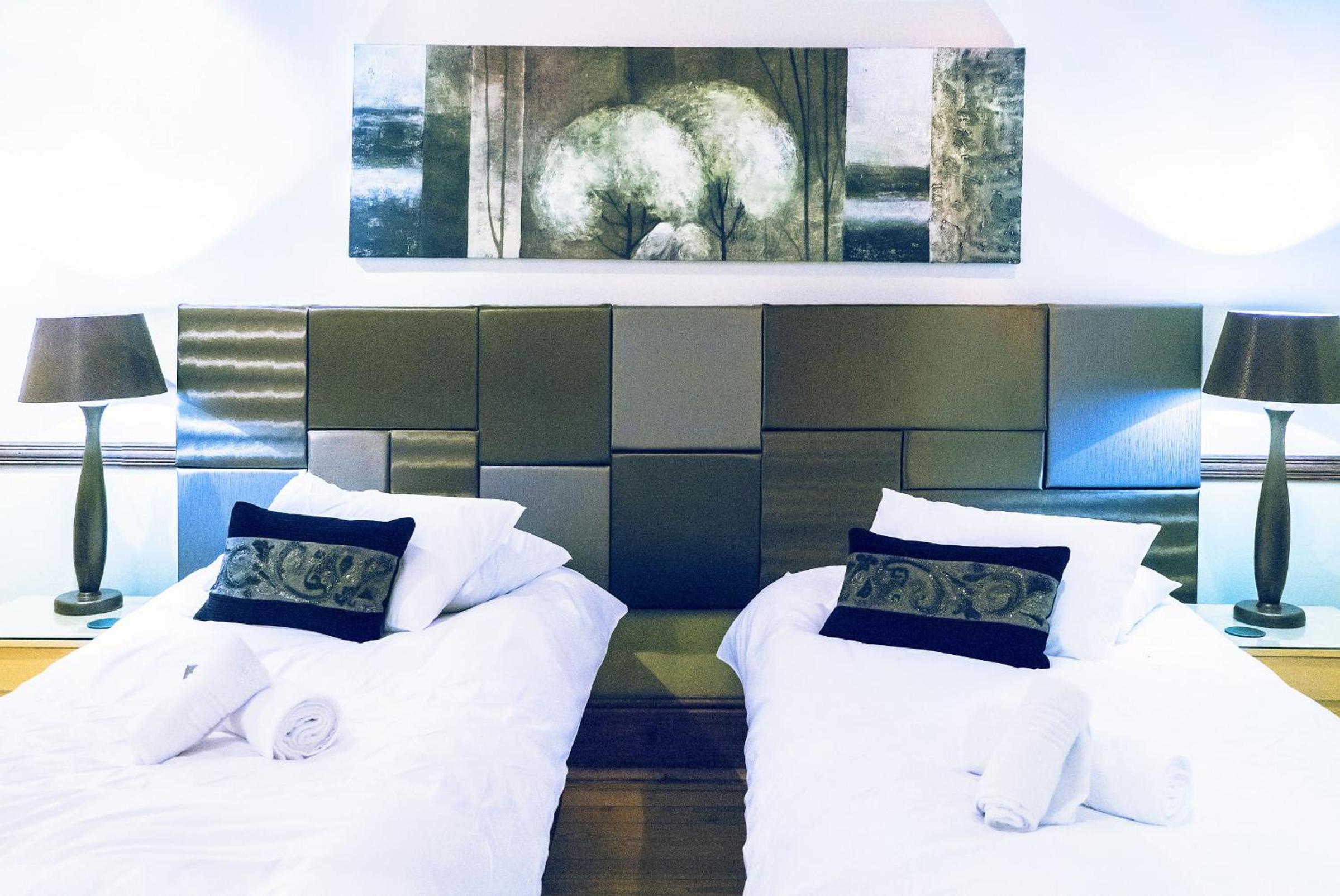 Twin Room (Not Pet Friendly) - Photo 1