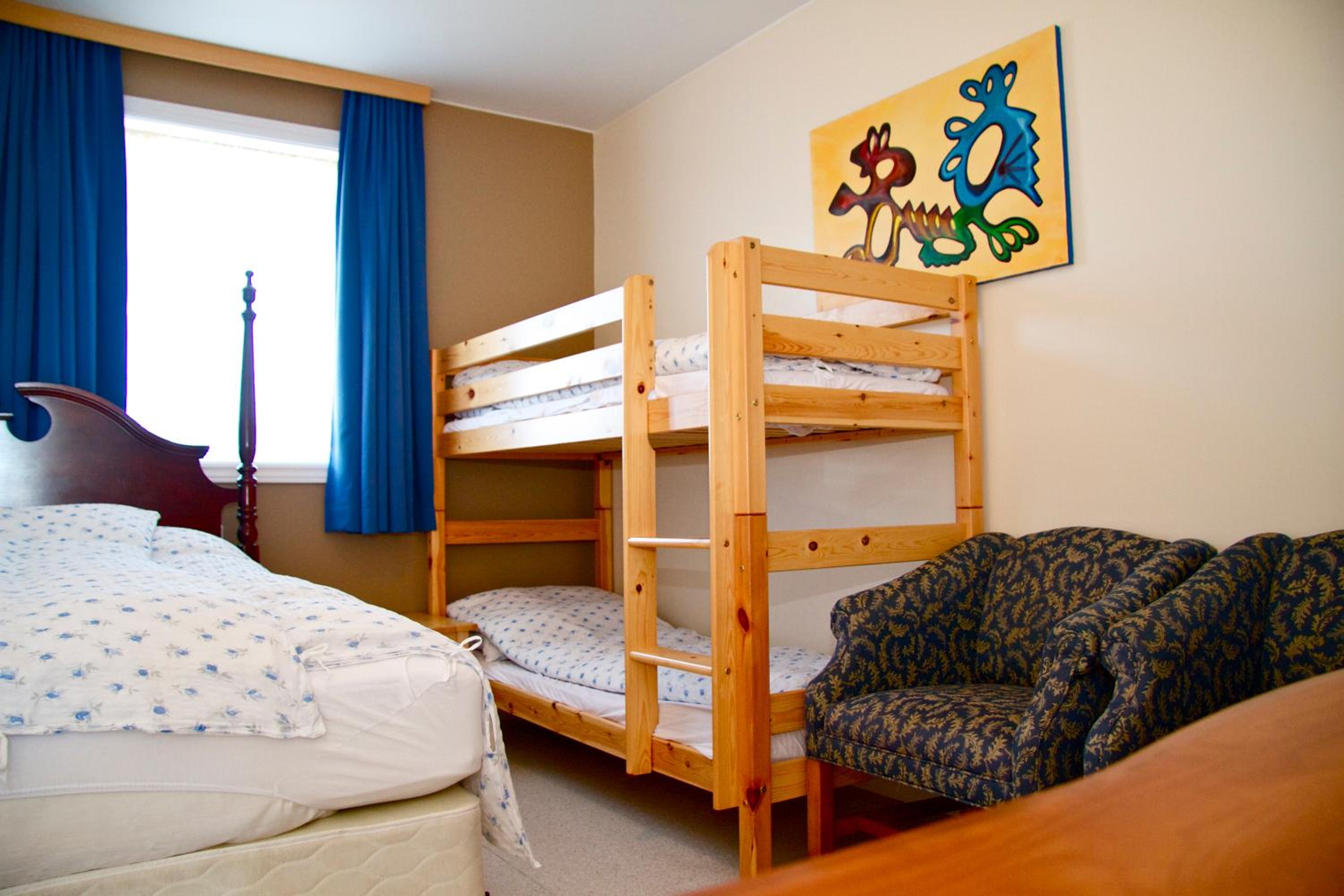 Family Room - Photo 11