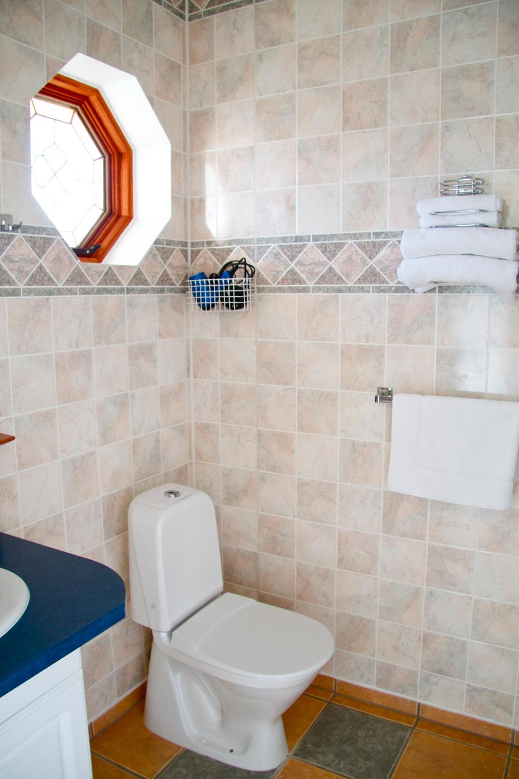 Double or Twin Room - Photo 7