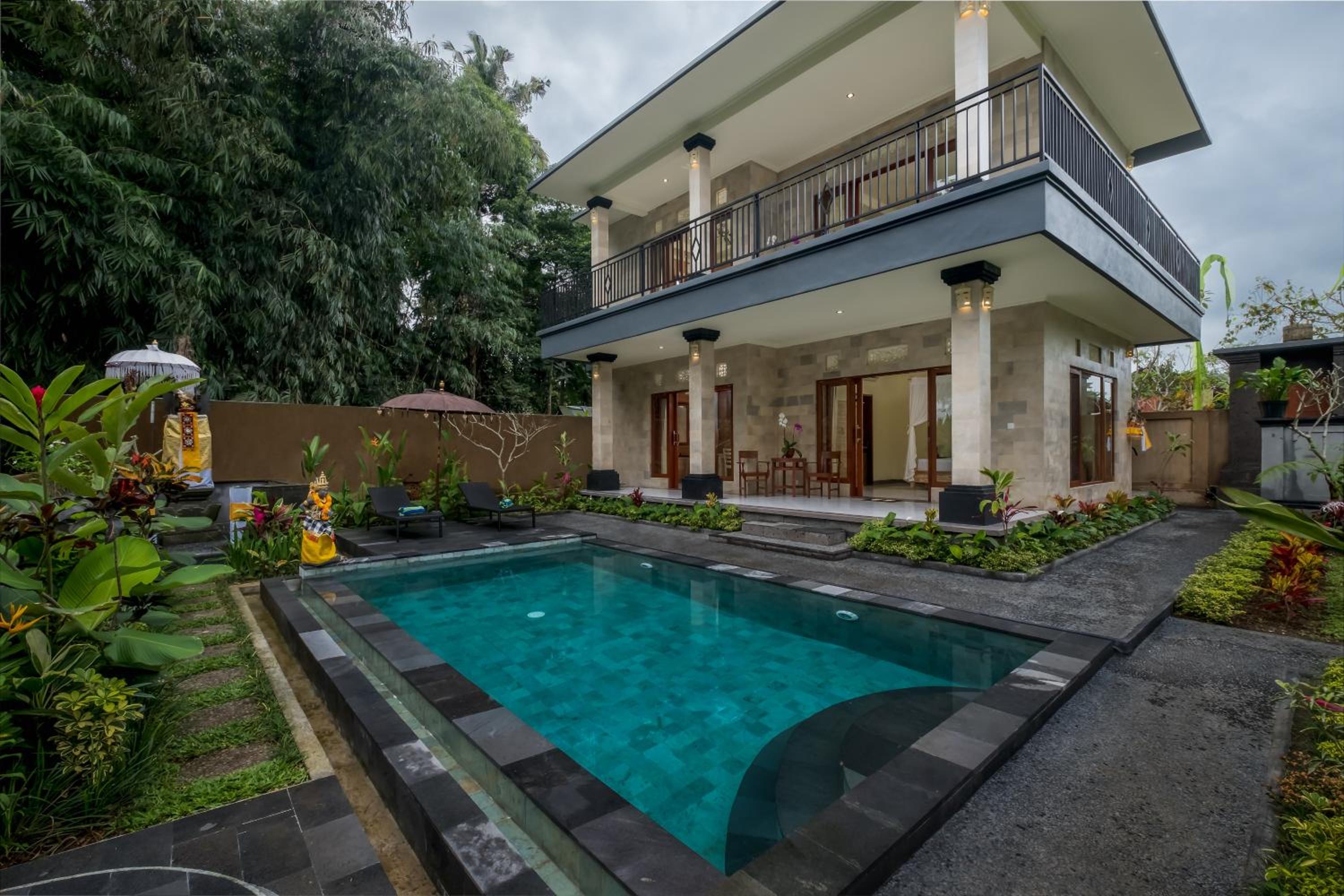 Two-Bedroom Villa - Photo 12