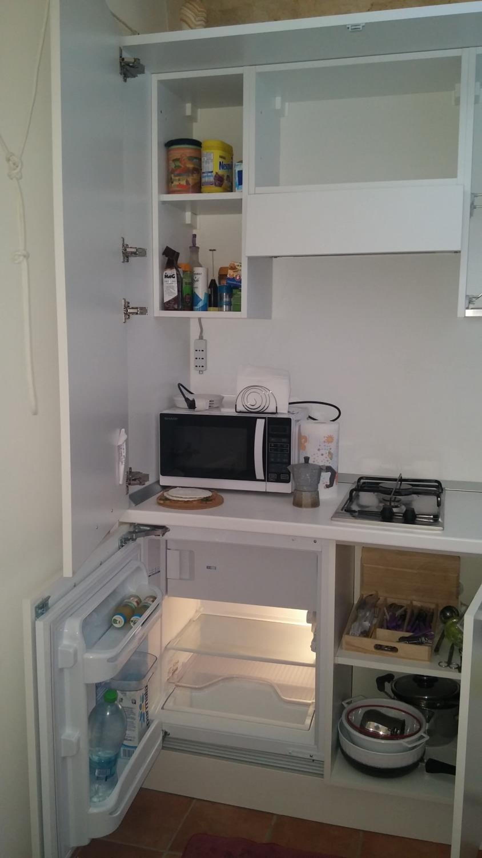 One-Bedroom Apartment - Photo 28