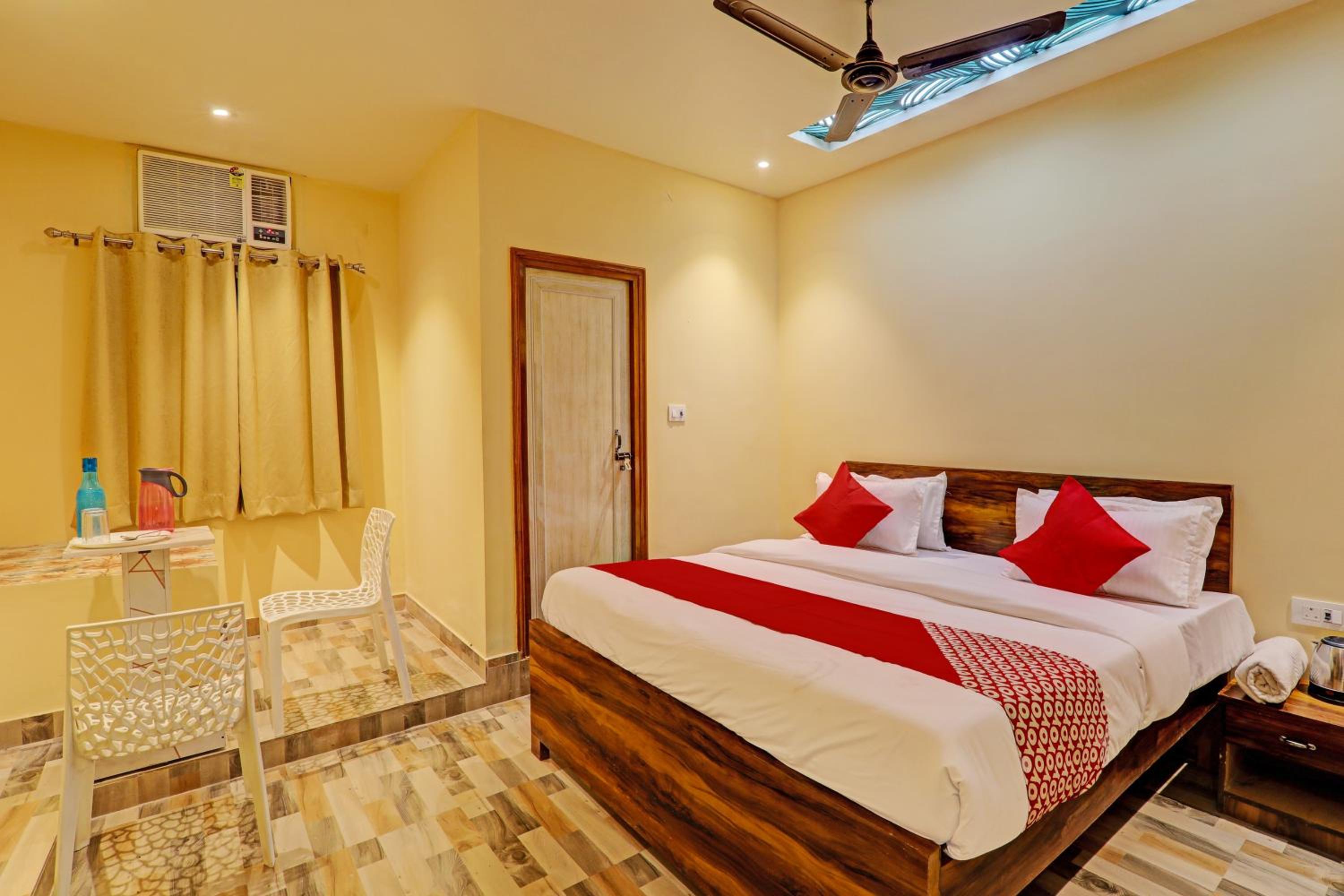 Triple Room with Bathroom