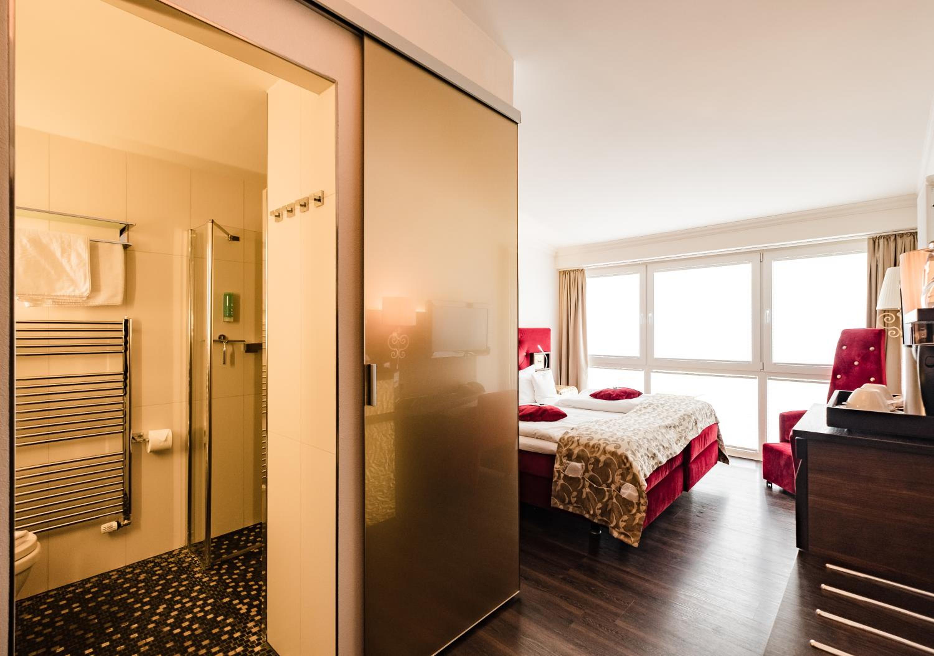 Standard Double Room - Photo 5