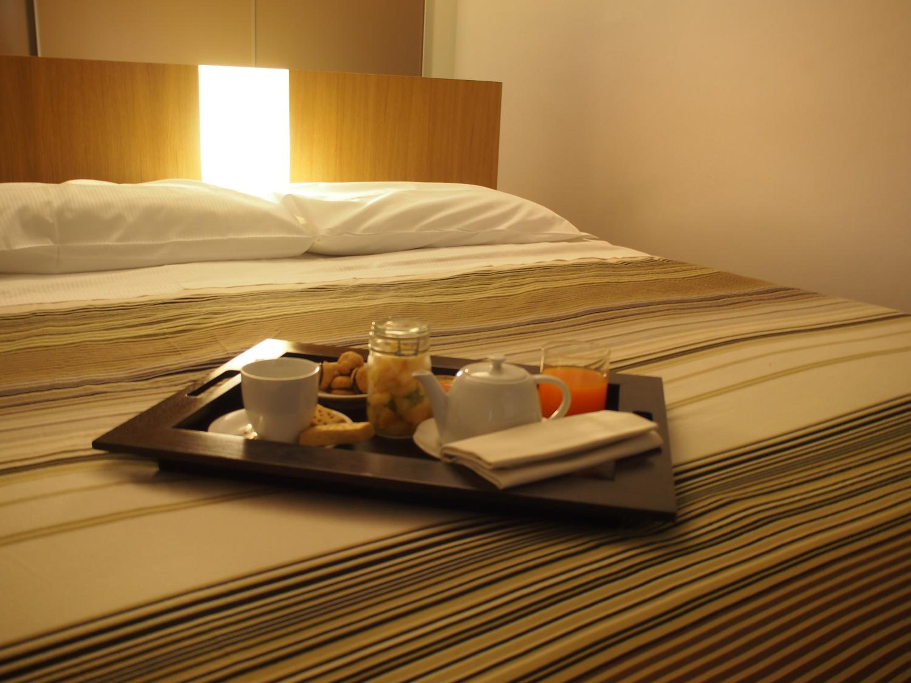 Superior One-Bedroom Apartment - Photo 1
