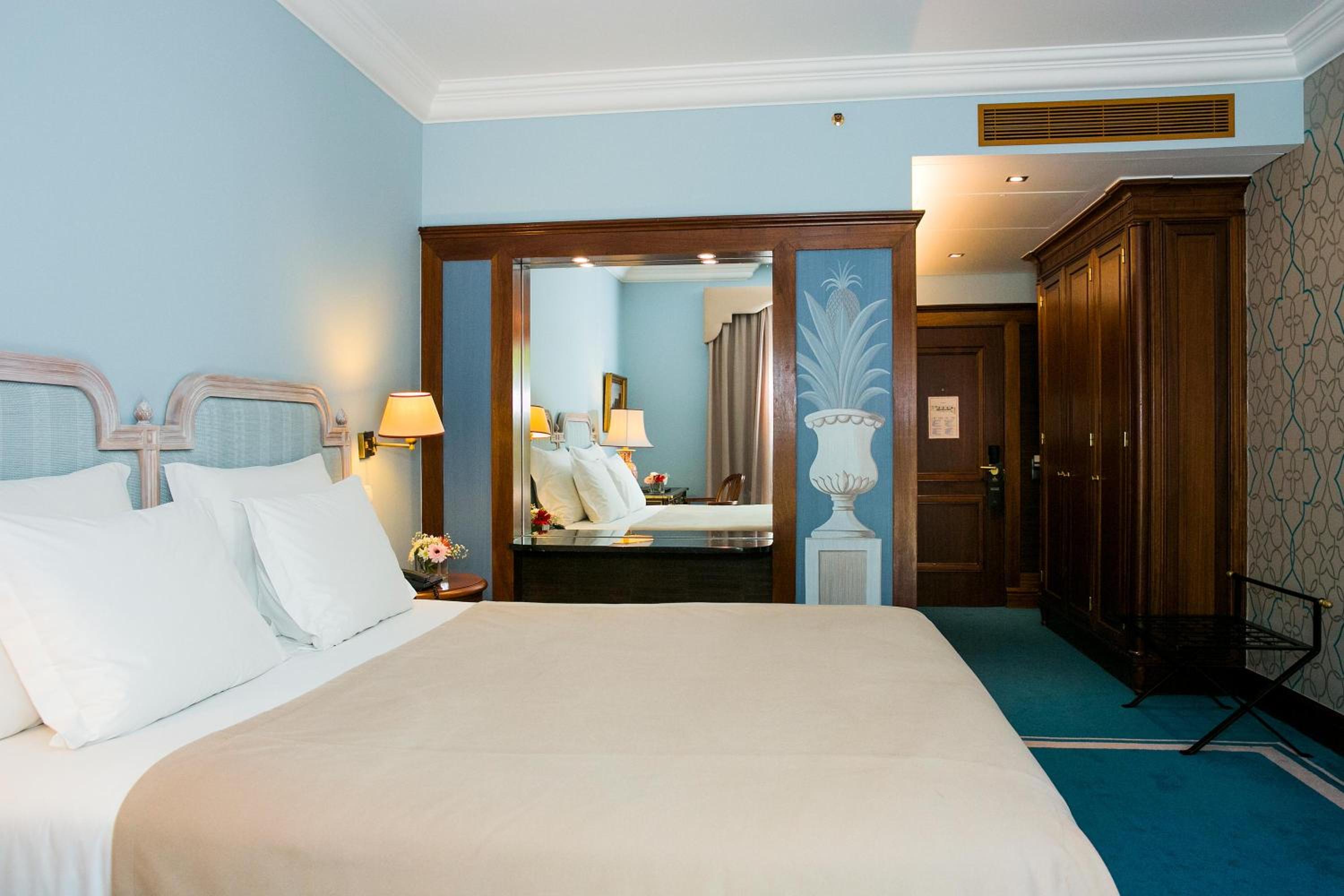Premium Twin Room with Garden View - Photo 2