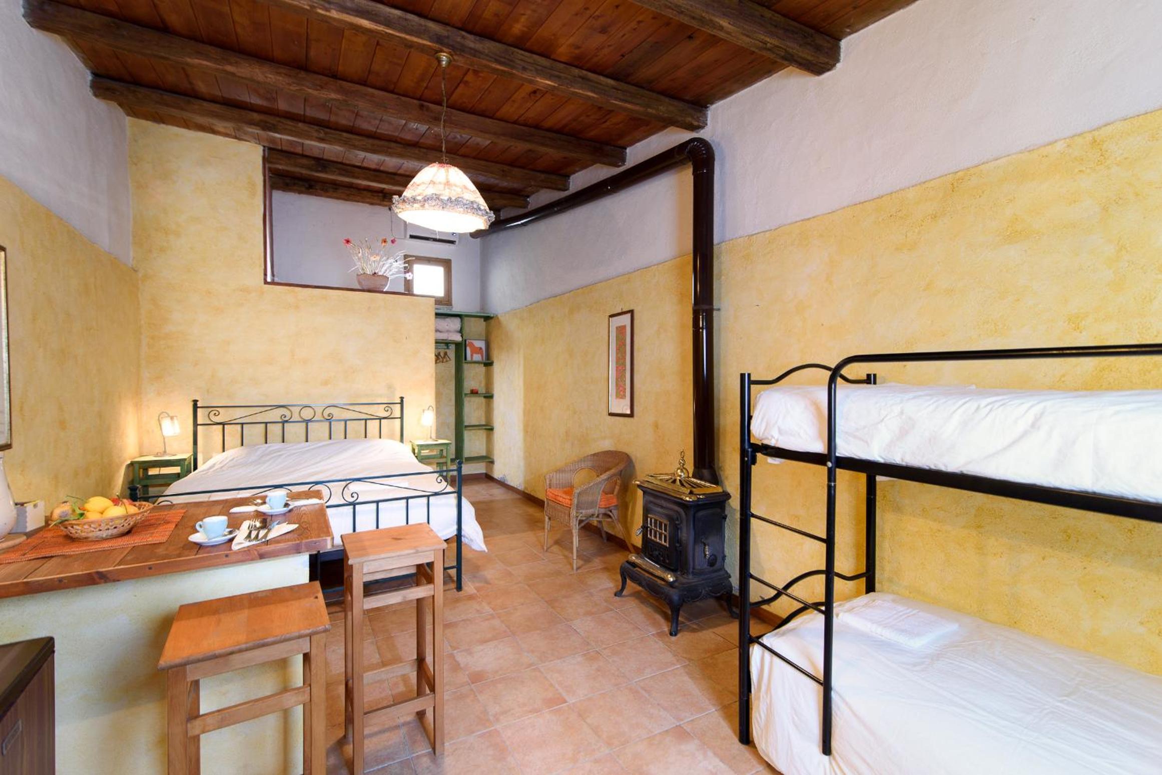 Double or Twin Room photo 3