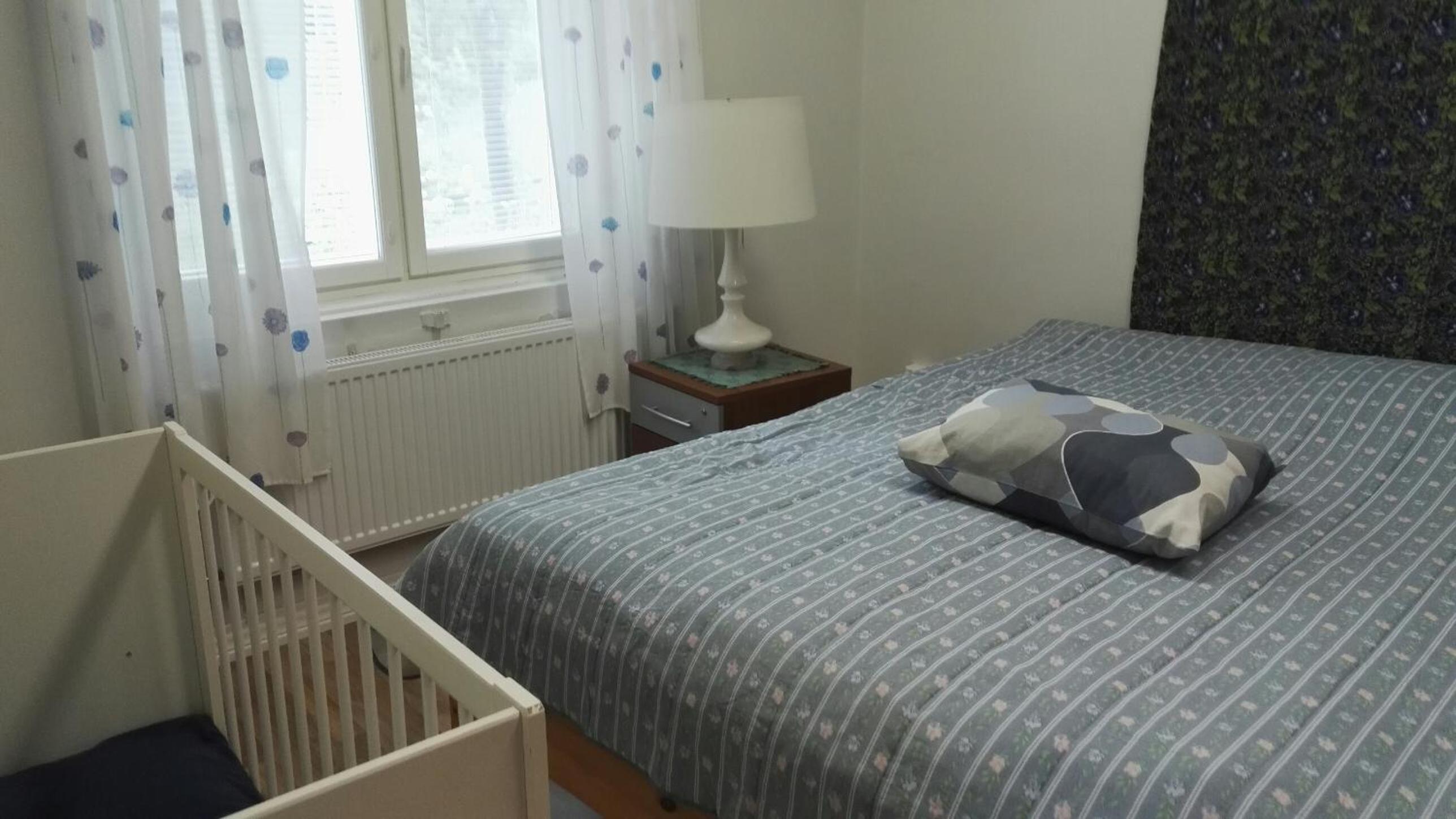 One-Bedroom Apartment - Photo 1