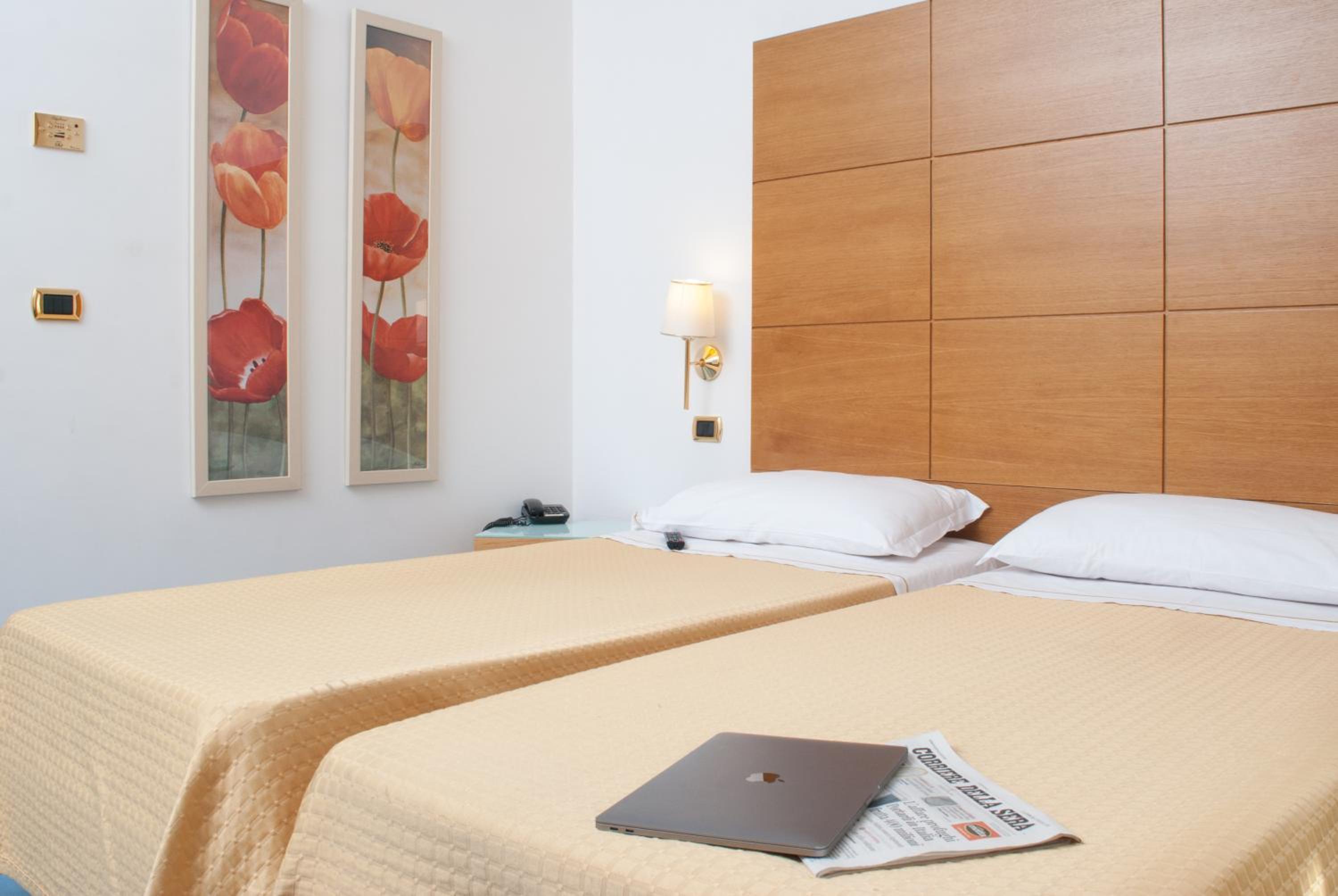 Standard Double Room - Photo 1