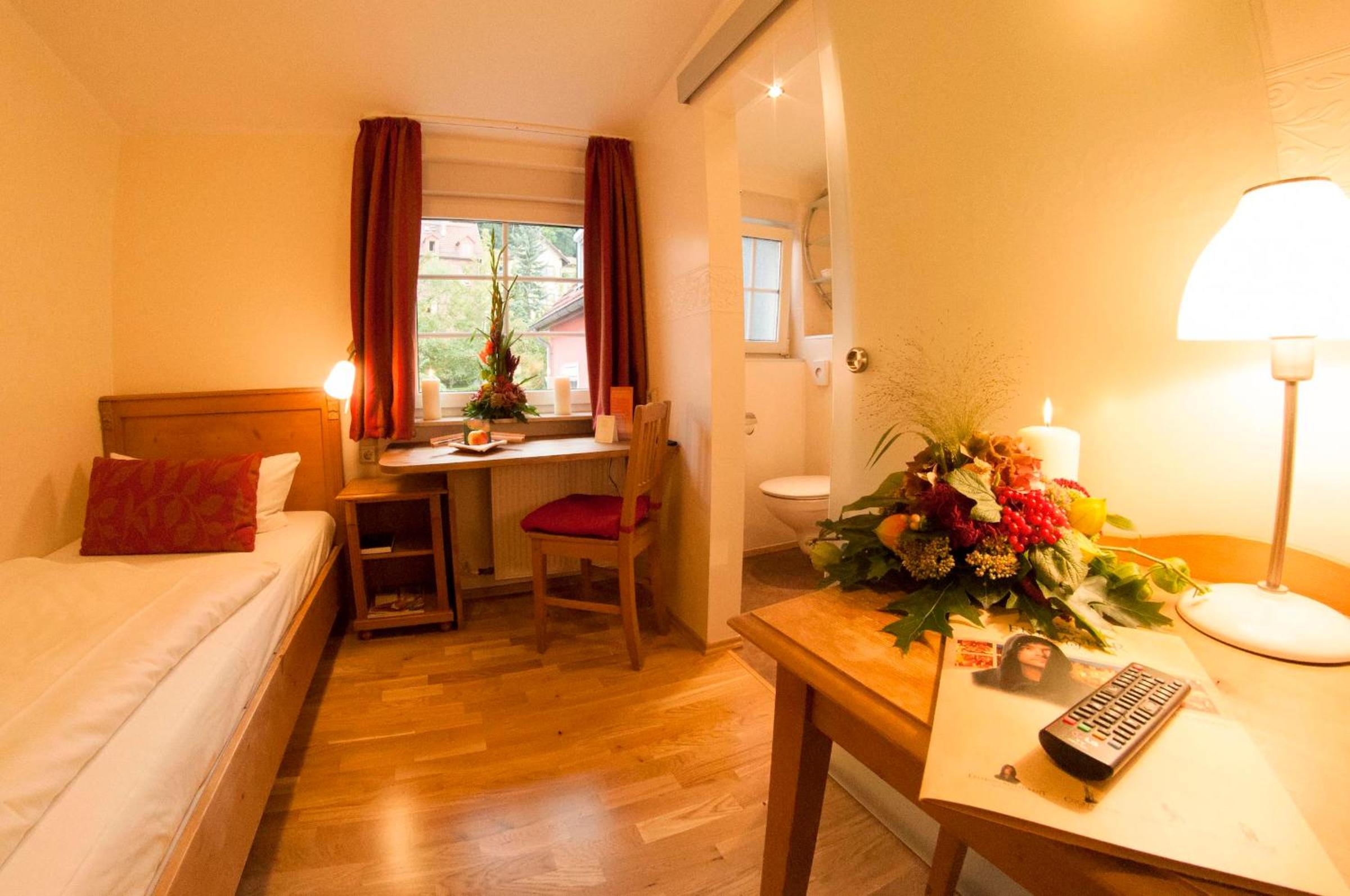 Single Room photo 1