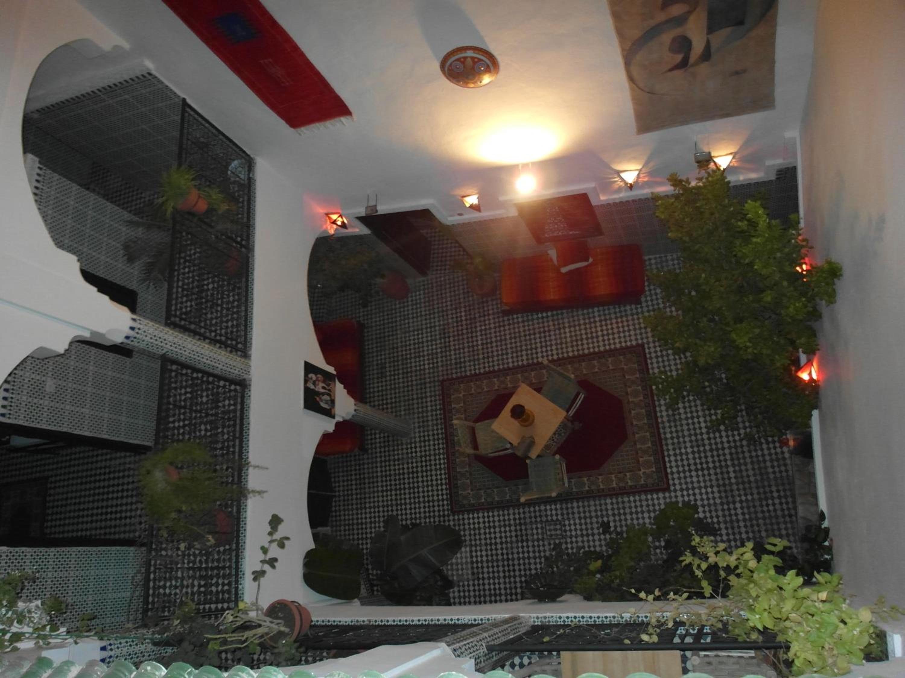 Deluxe Double Room with Shower - Photo 22