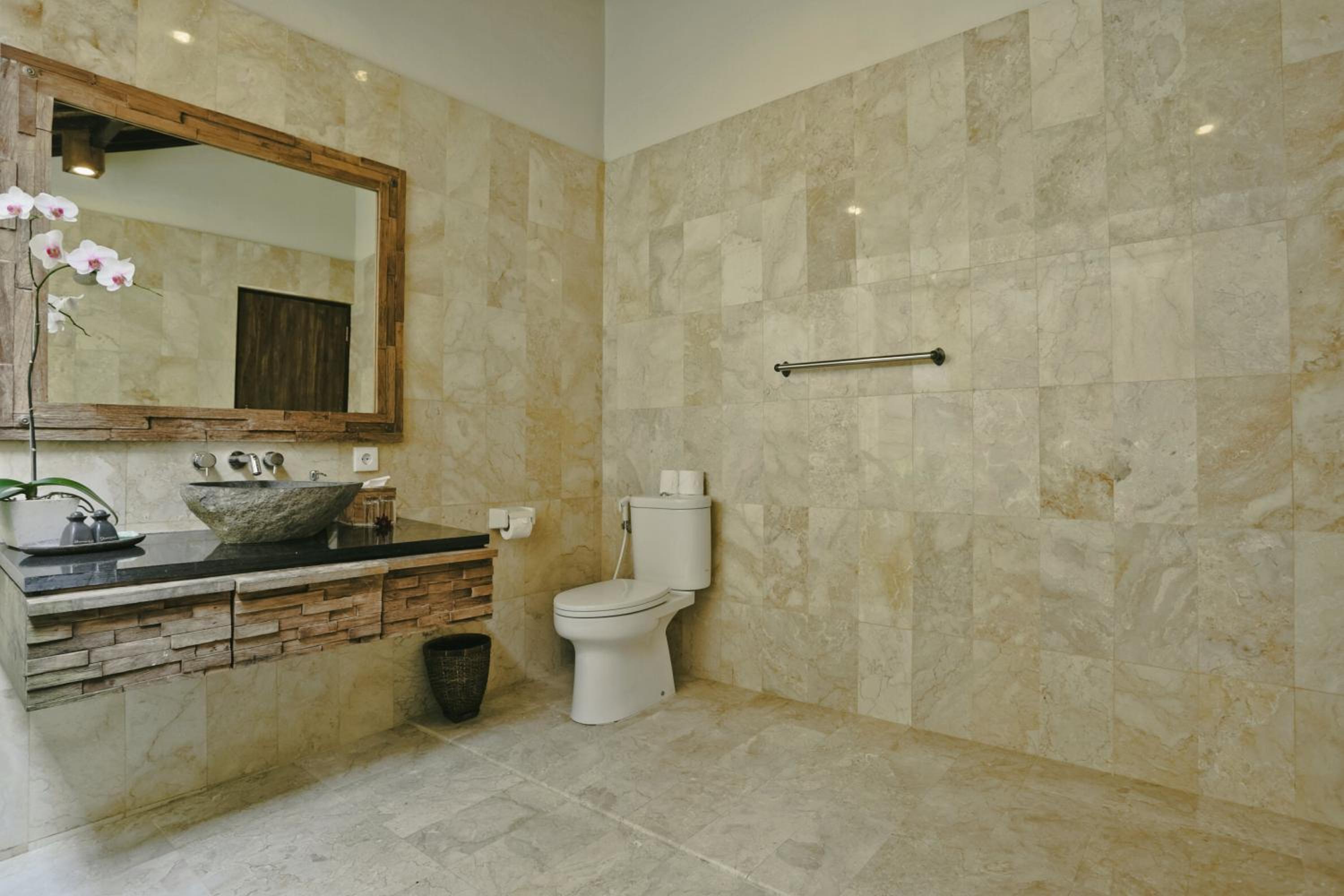 Superior Room - Free Welcome Massage and Afternoon Tea - Photo 6