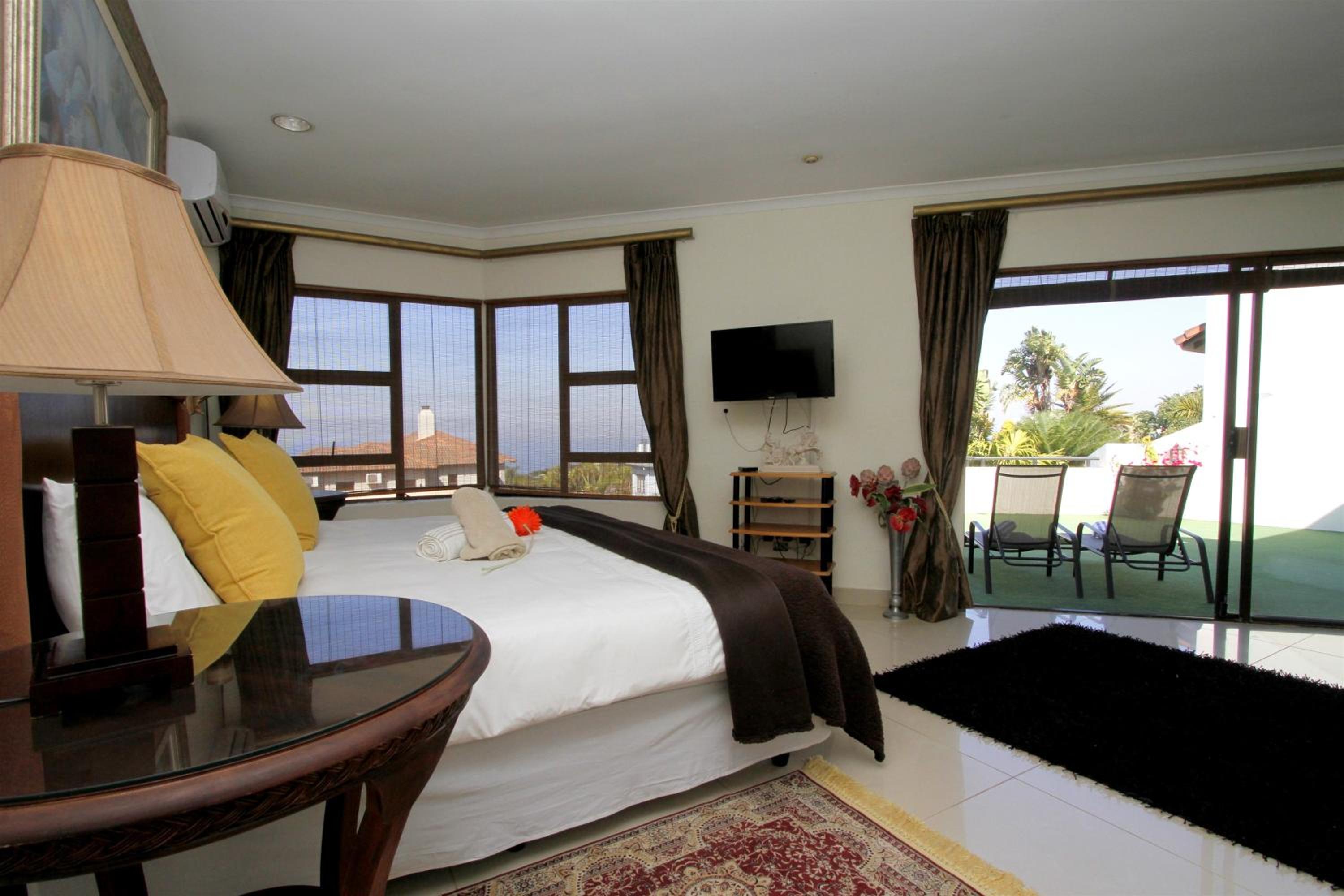 Family Room with Sea View photo 2