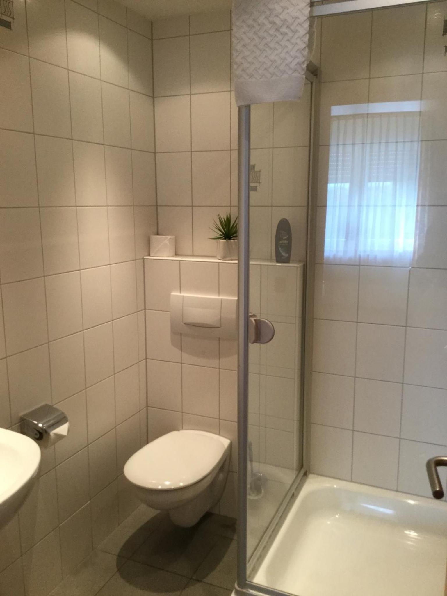 Double Room with Private Bathroom photo 3