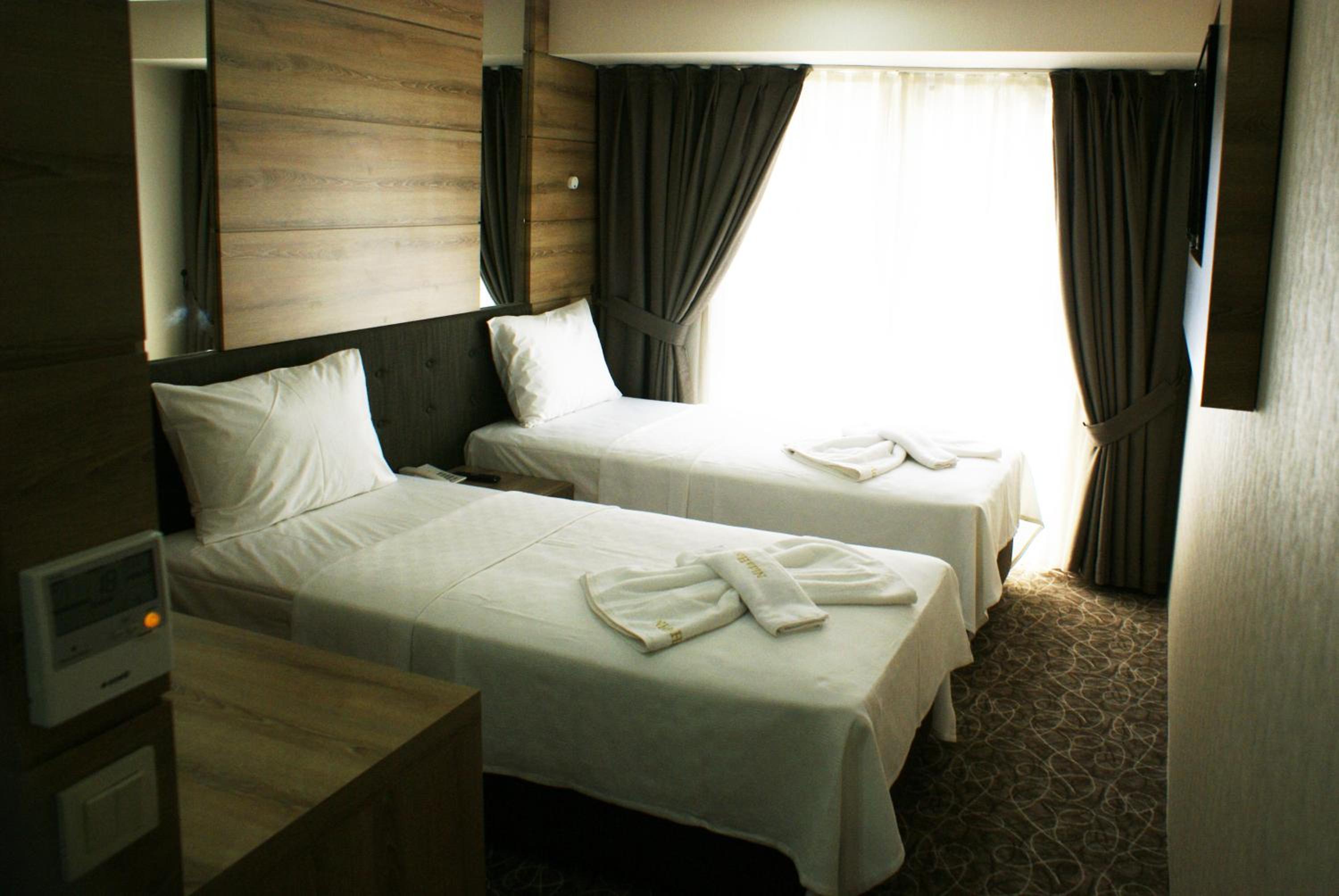 Standard Double Room photo 3