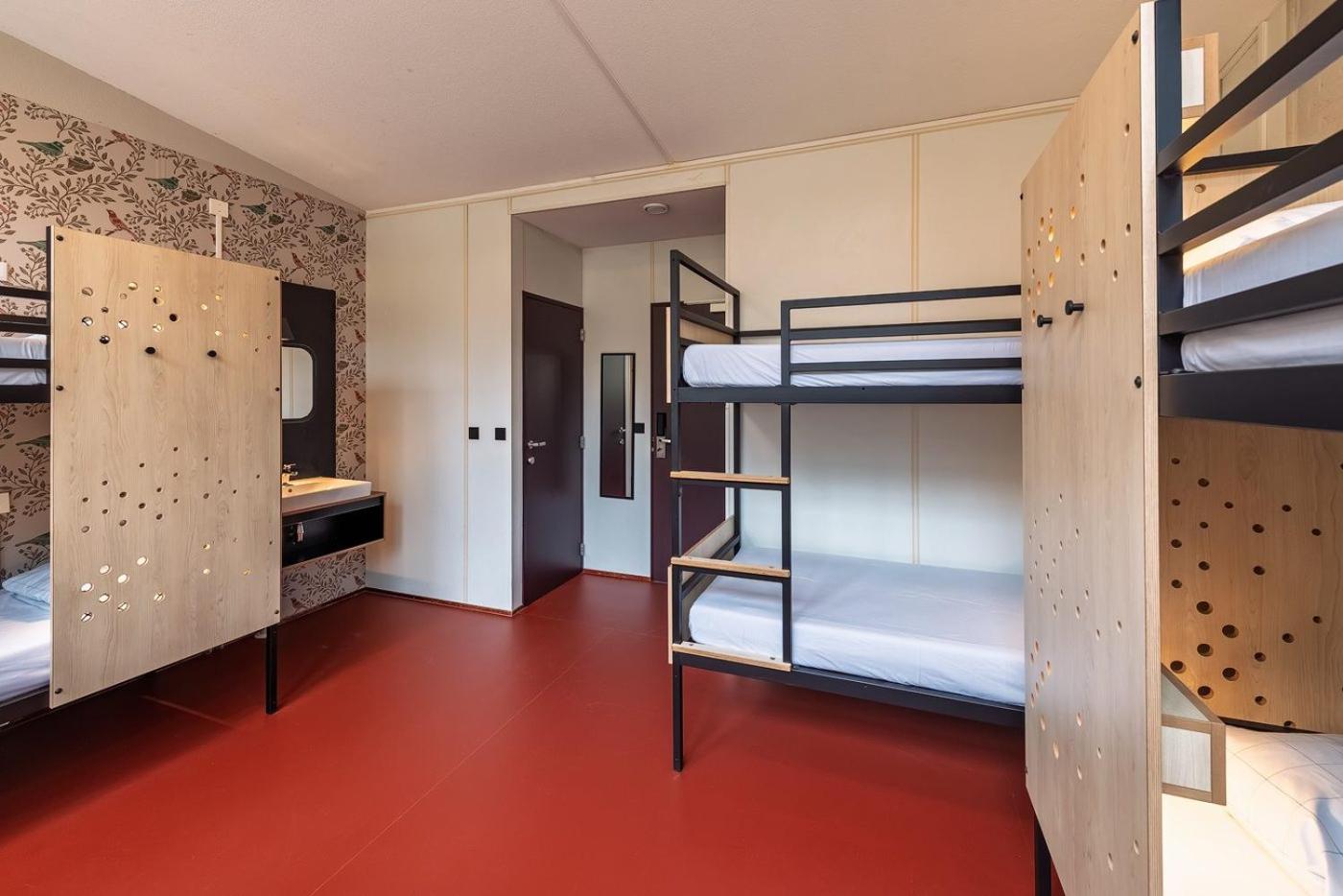 Single Bed in Female Dormitory Room photo 2