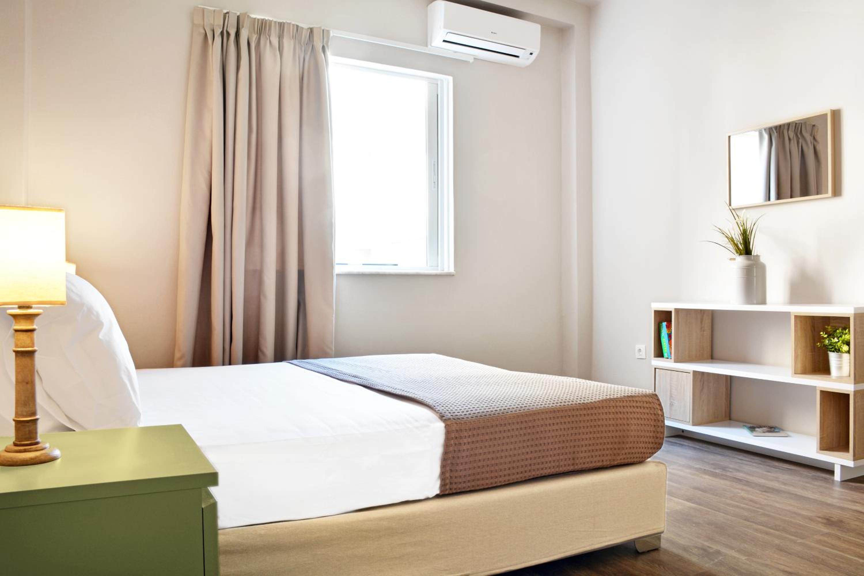 Two-Bedroom Apartment with Balcony thumbnail 6