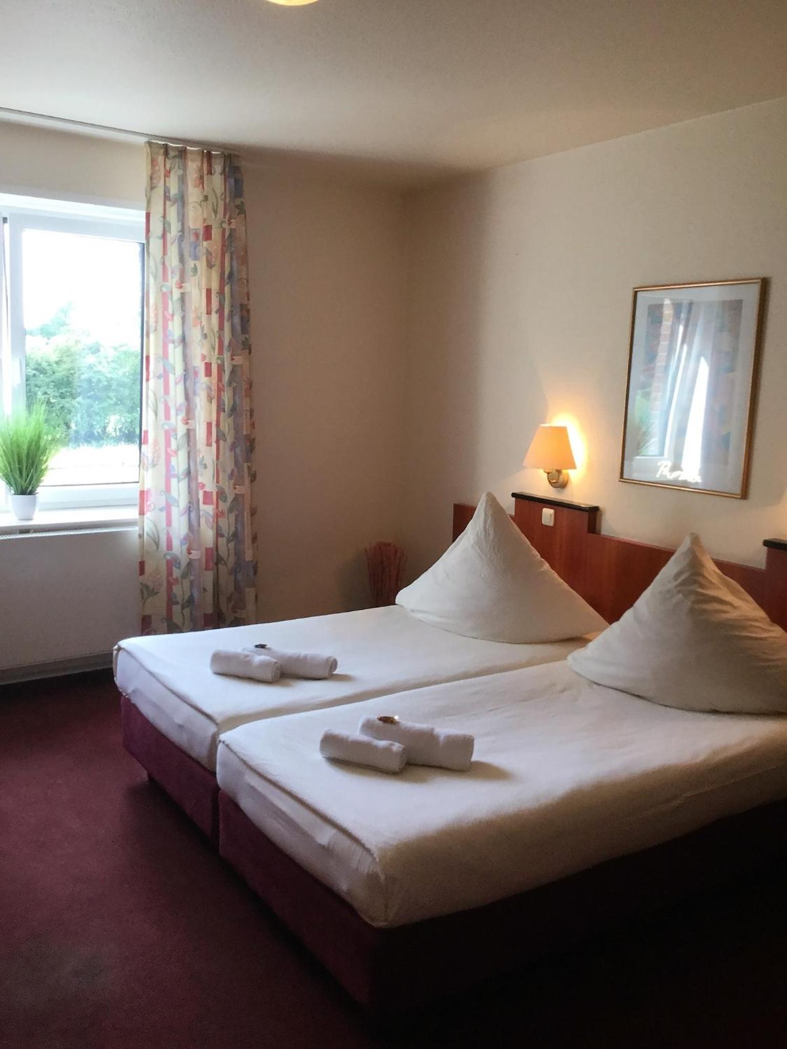 Double Room with Private Bathroom photo 1