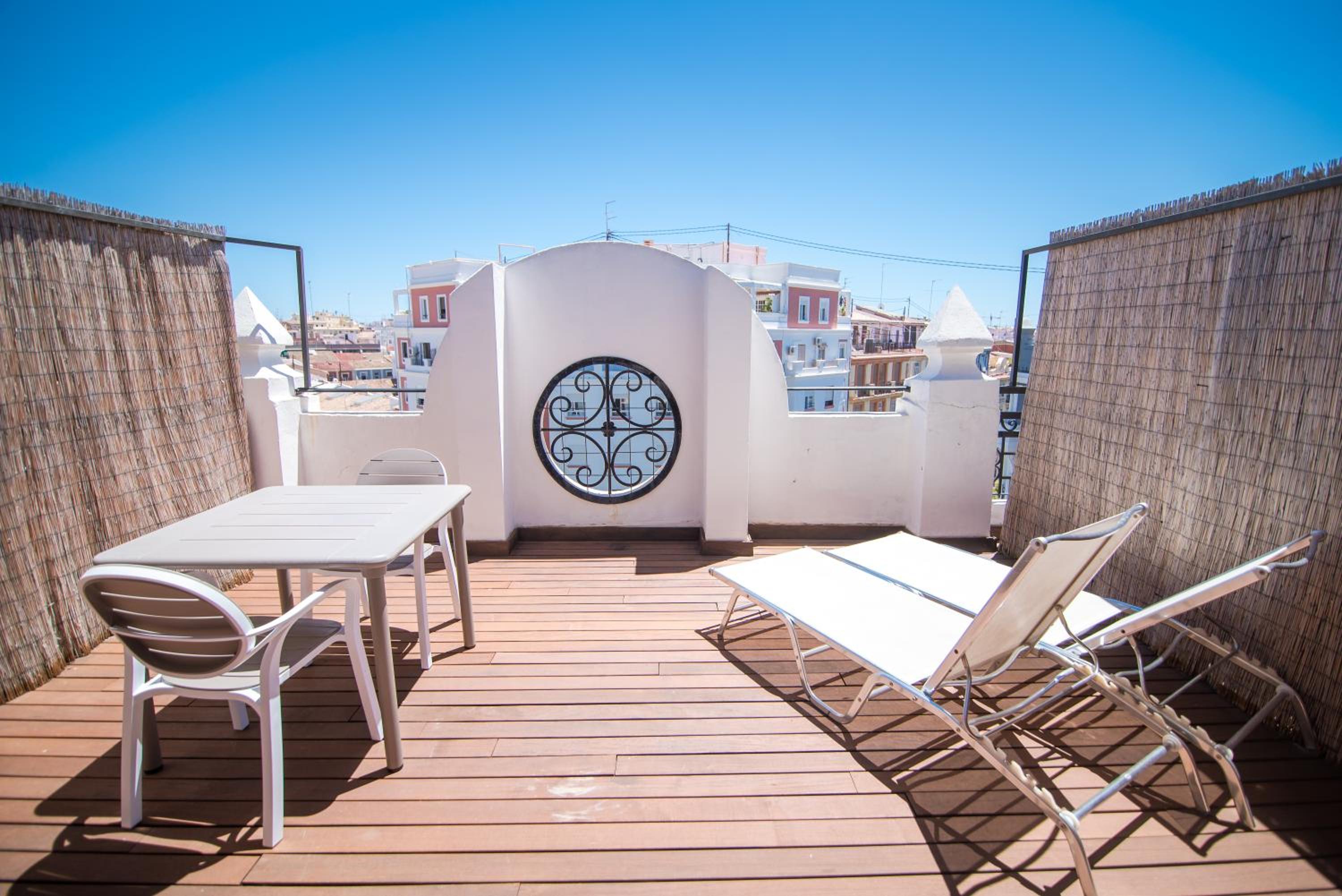 Double Room with Terrace - Photo 6