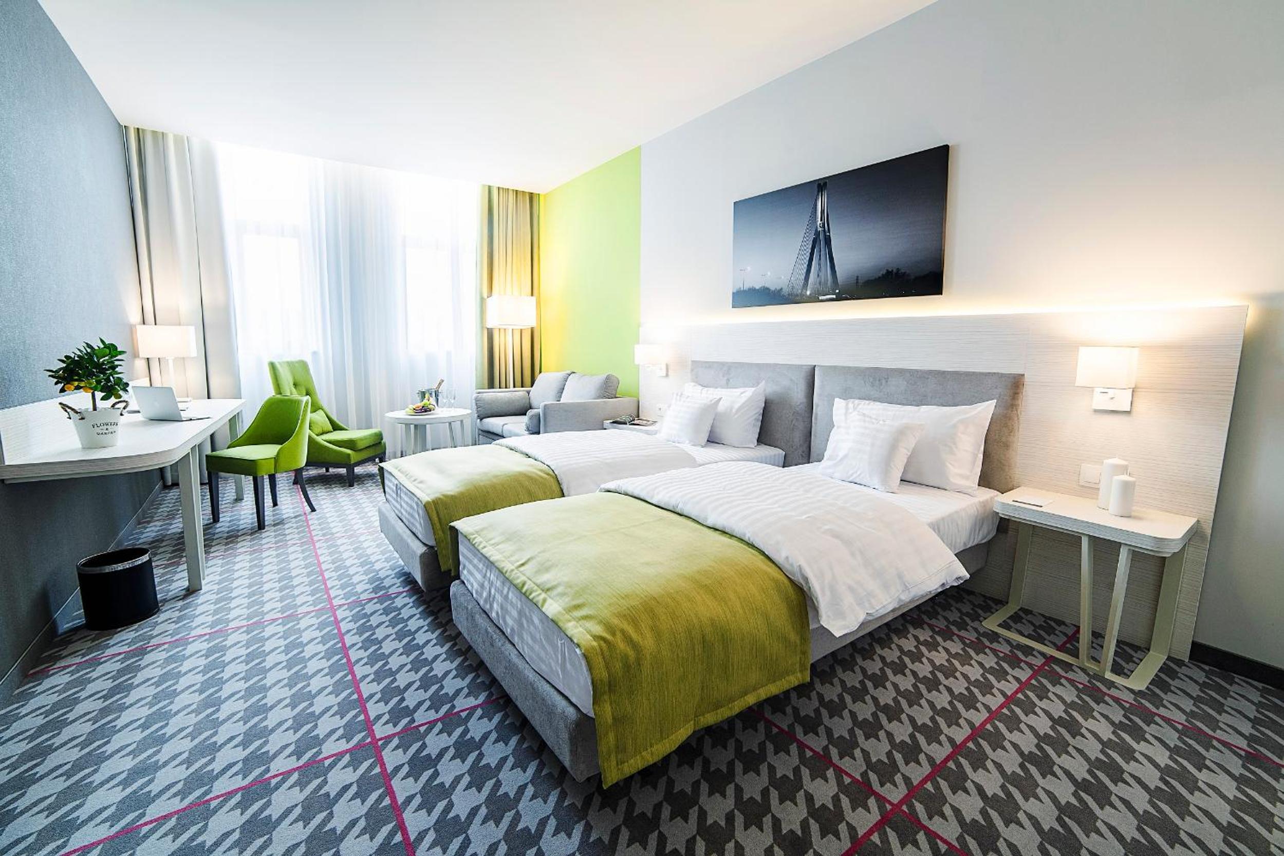 Standard Twin Room - Photo 1