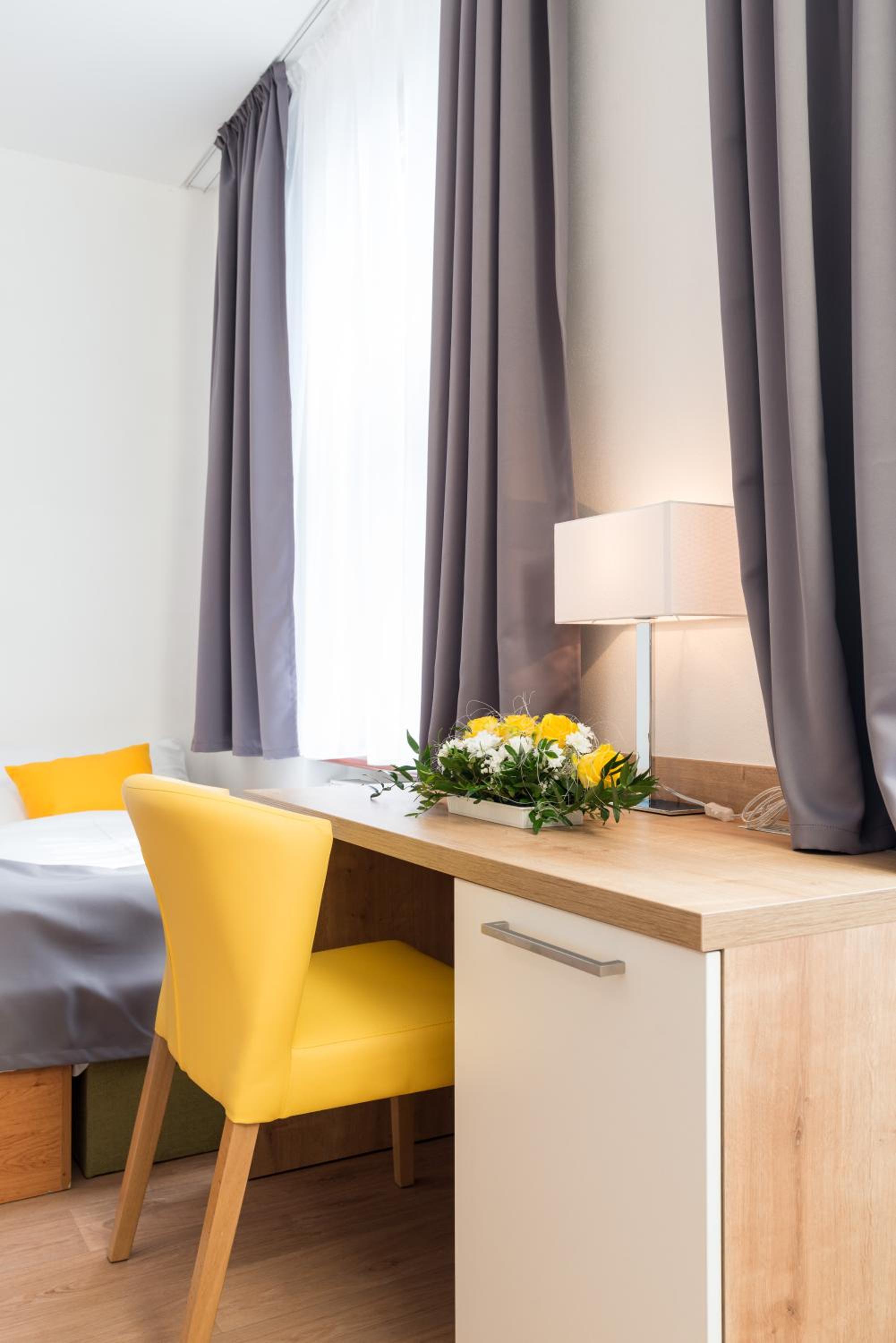 Superior Quadruple Room photo 2