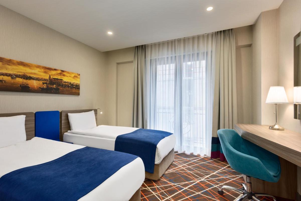 Twin Room - Non-Smoking - Free Access to Spa photo 2