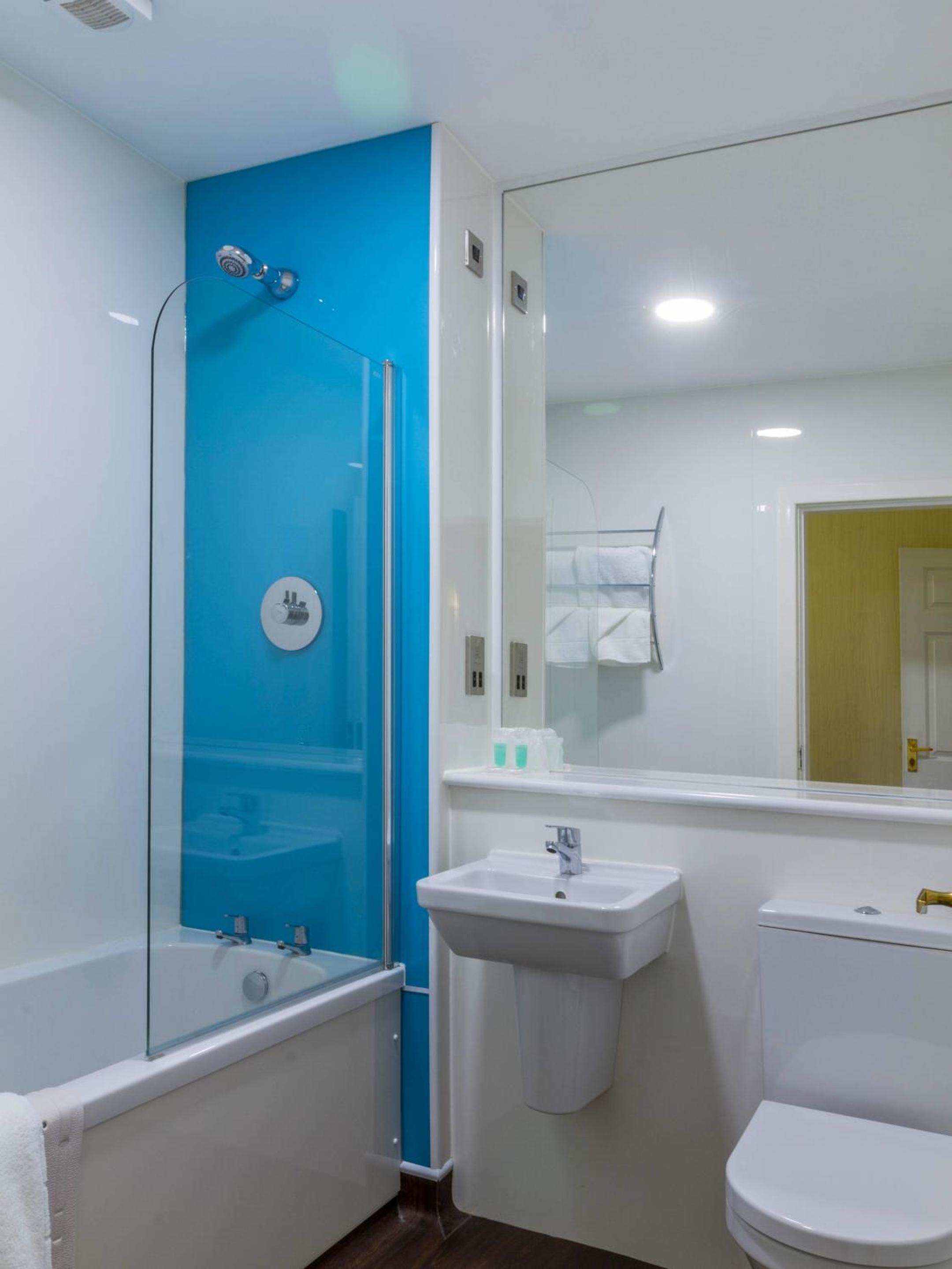 Double Room - Photo 5