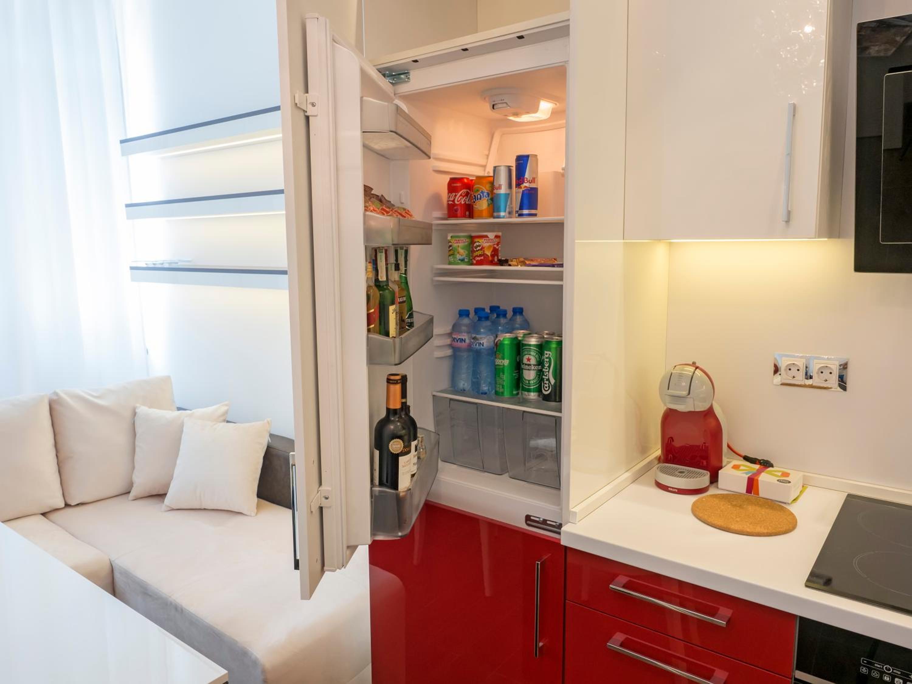 One-Bedroom Apartment - Photo 11