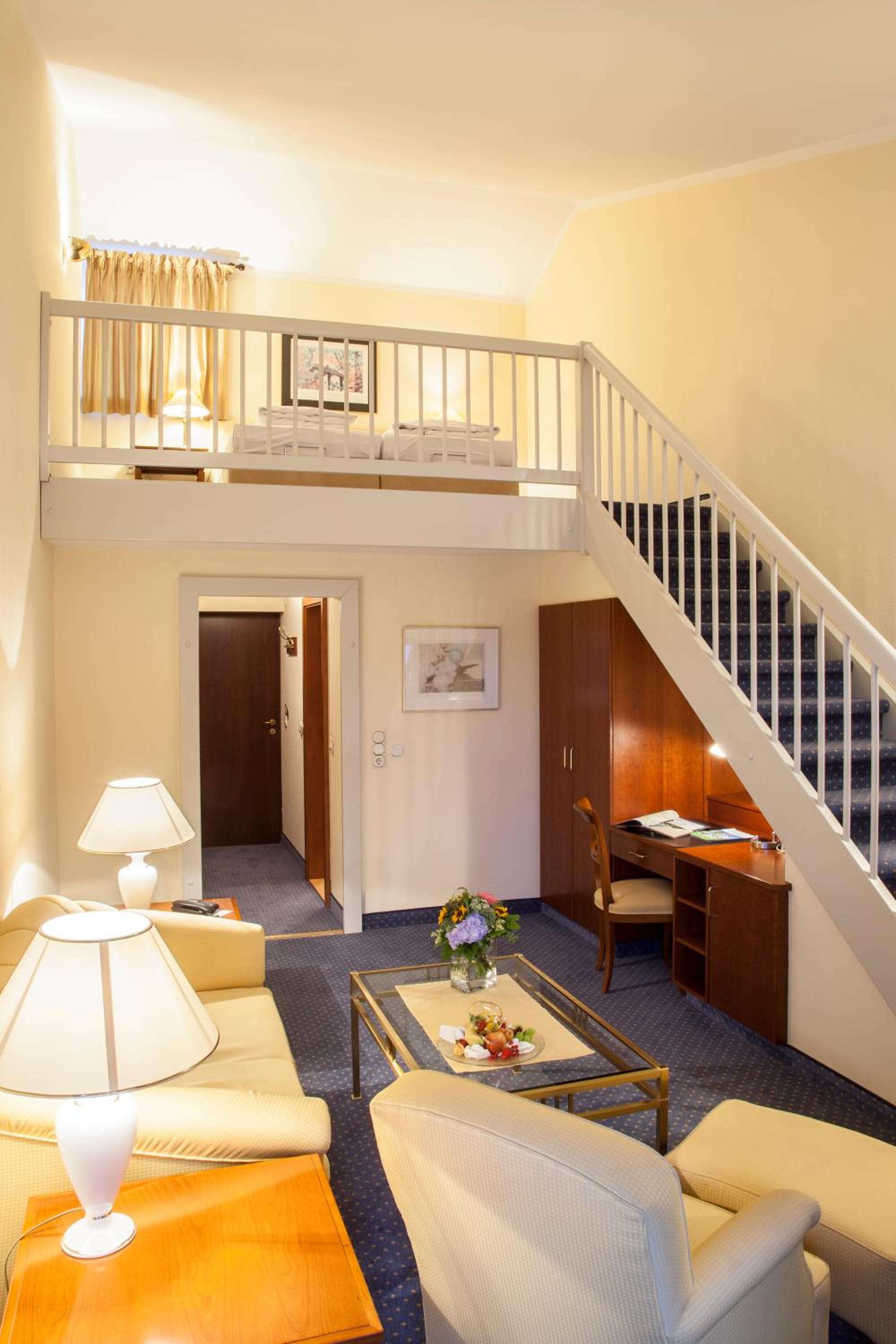 Double Room with Balcony - Photo 1