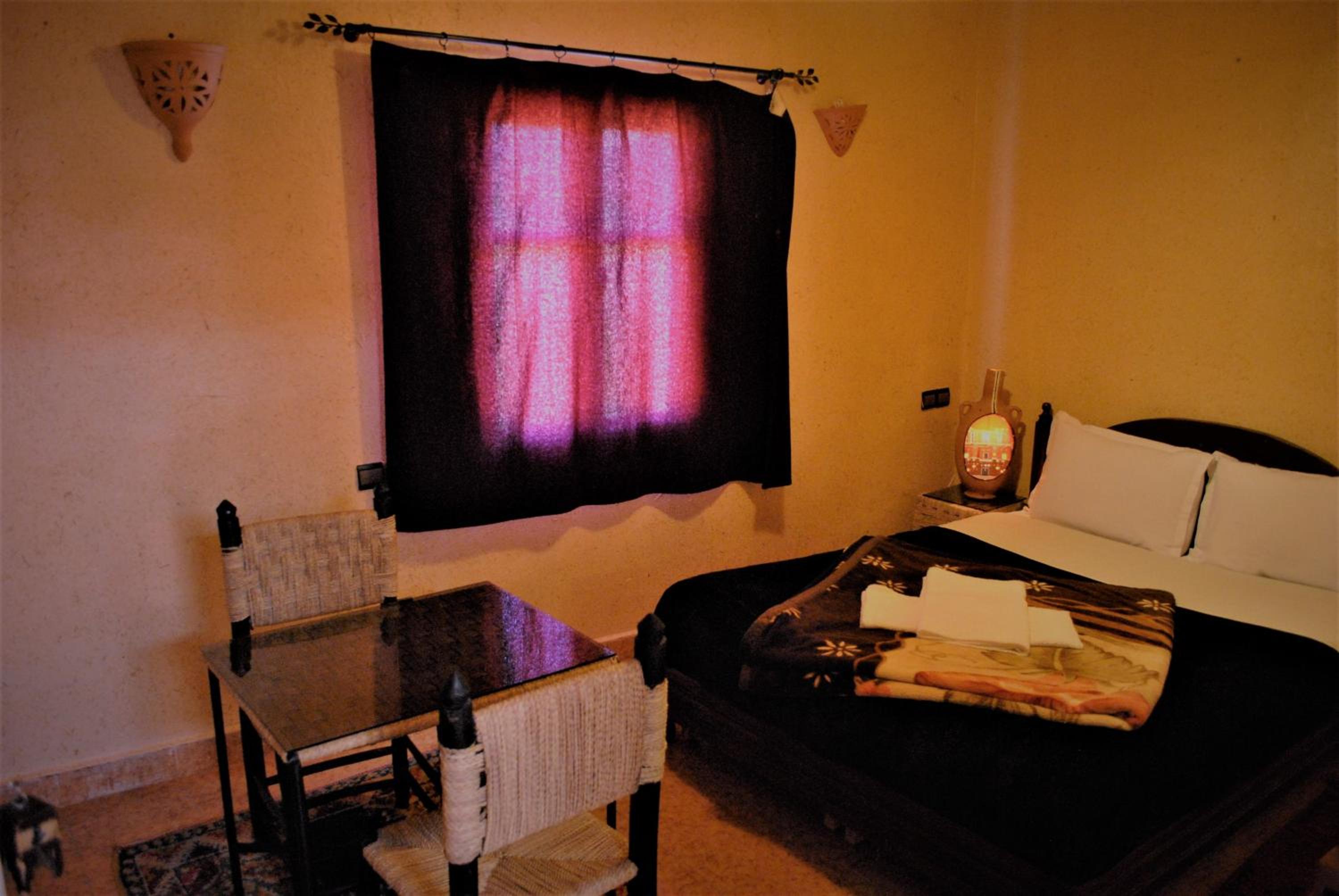 Single Room with Bath photo 2