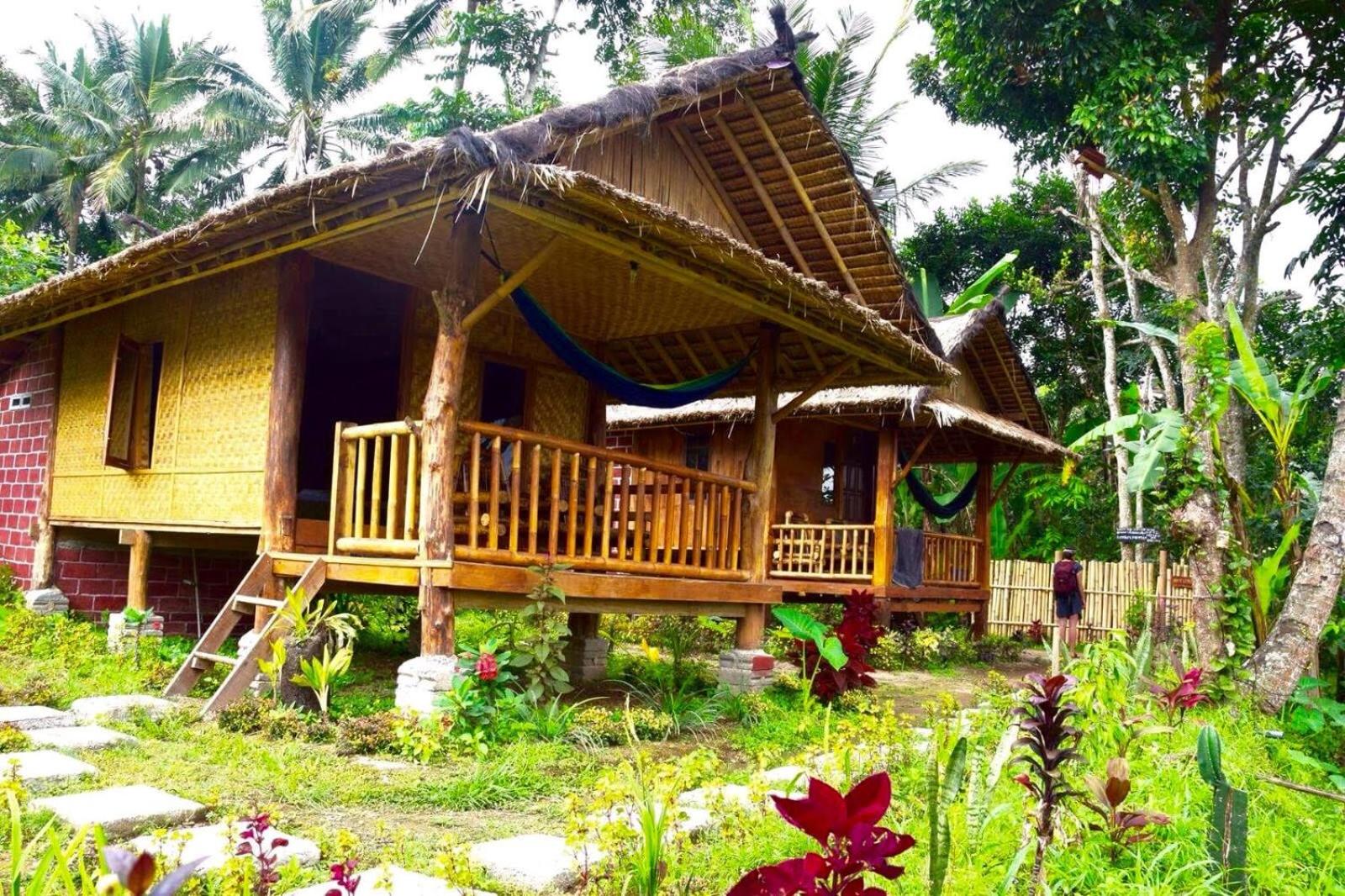 Budget Bungalow with Garden View - Photo 3