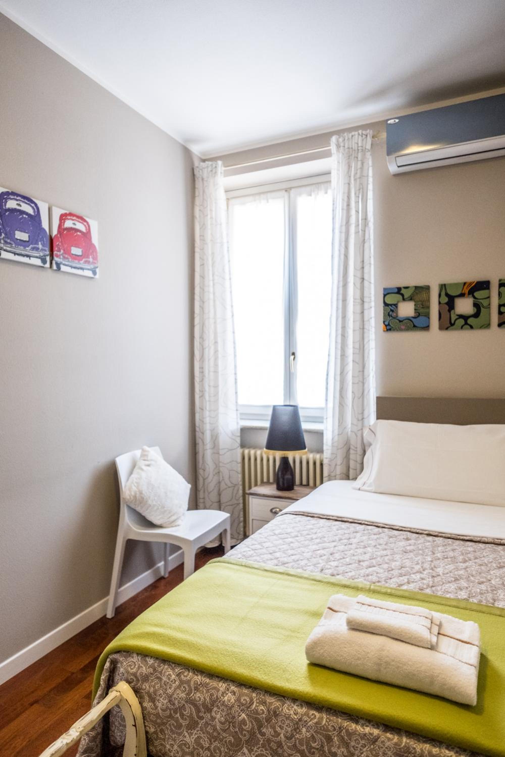 Economy Single Room with Shared Bathroom photo 1