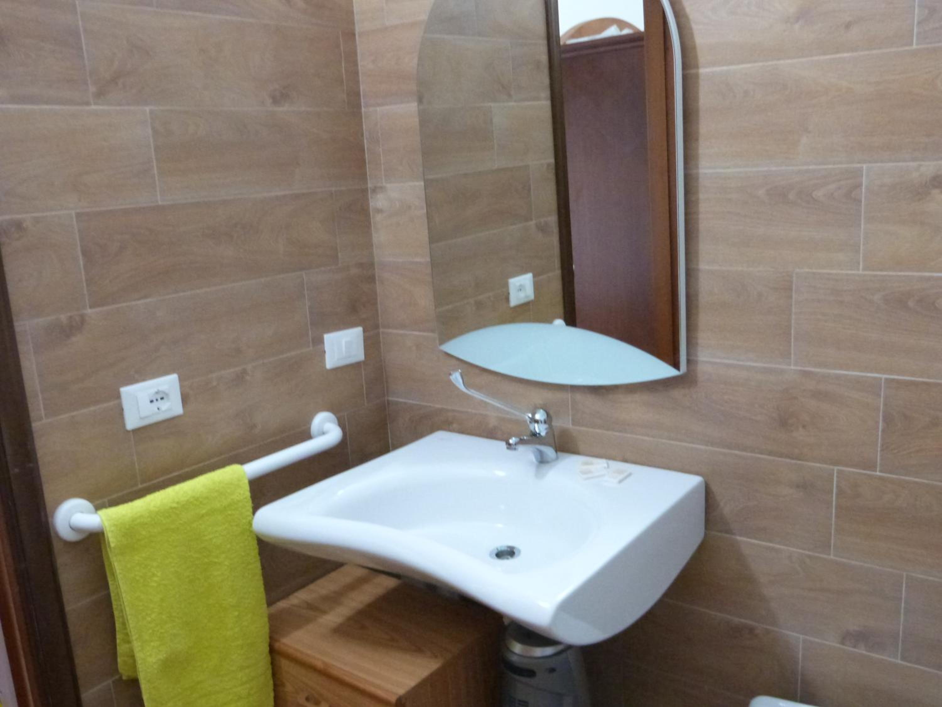 Triple Room - Disability Access photo 3