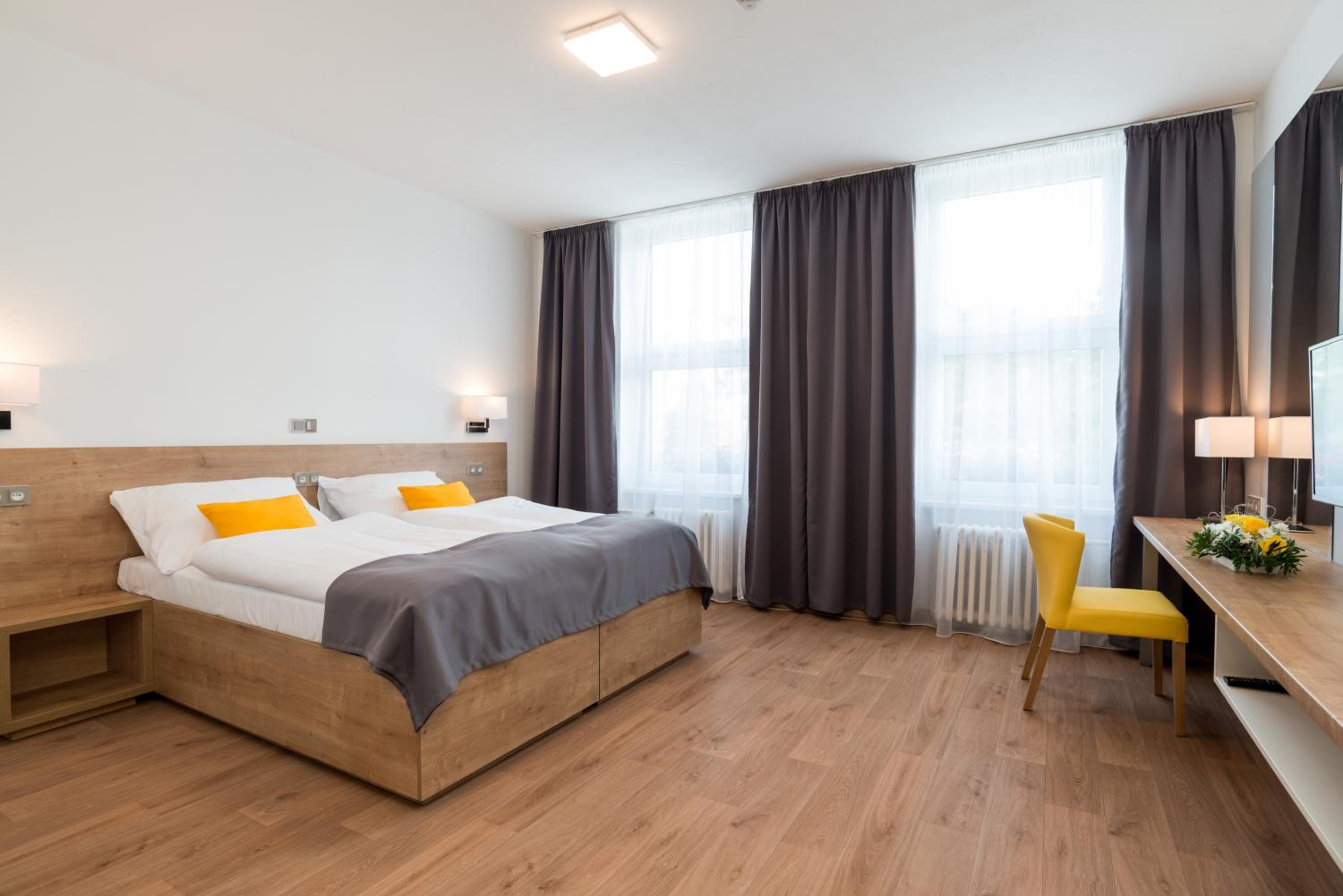 Superior Double or Twin Room photo 3