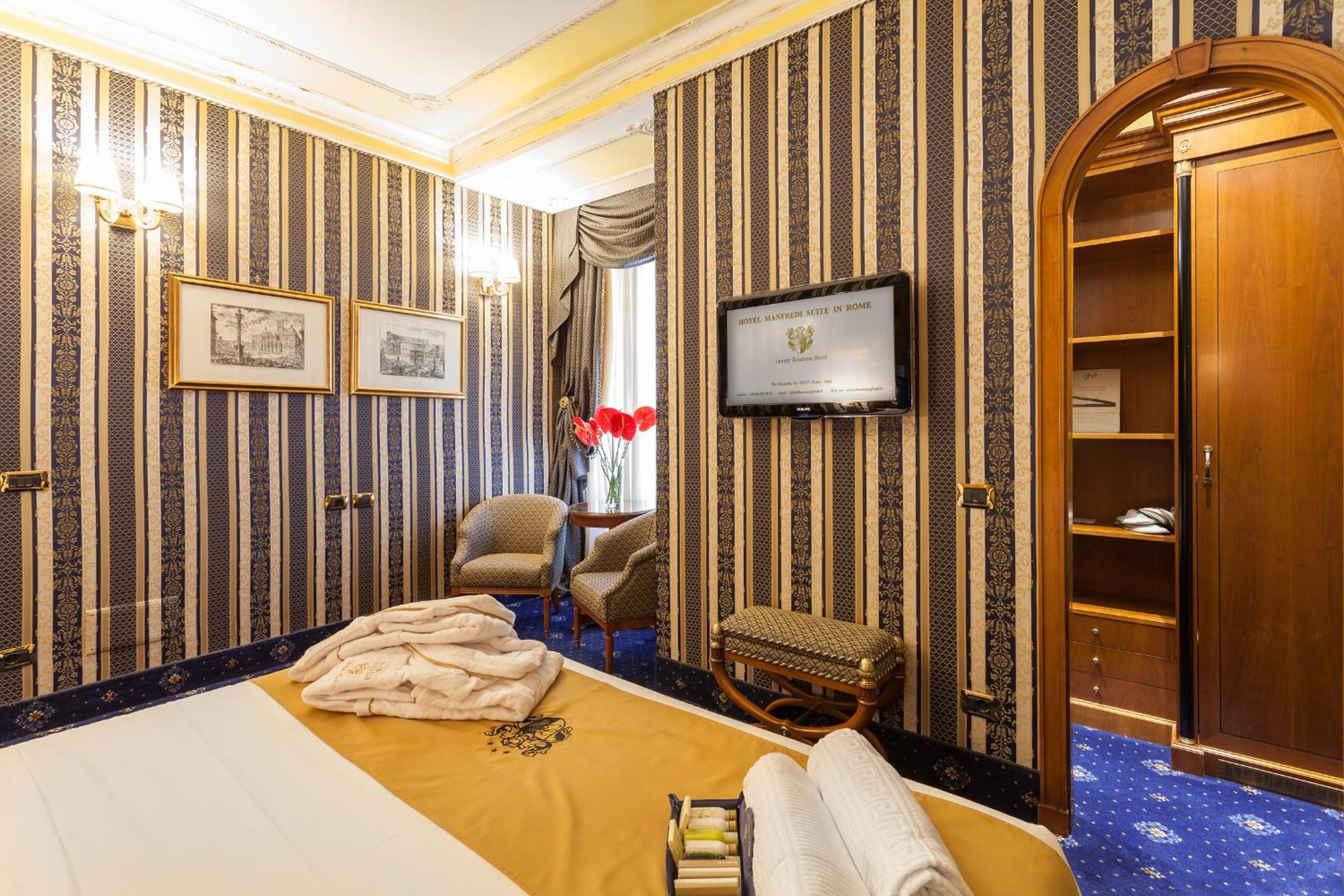 Two Connecting Double Rooms