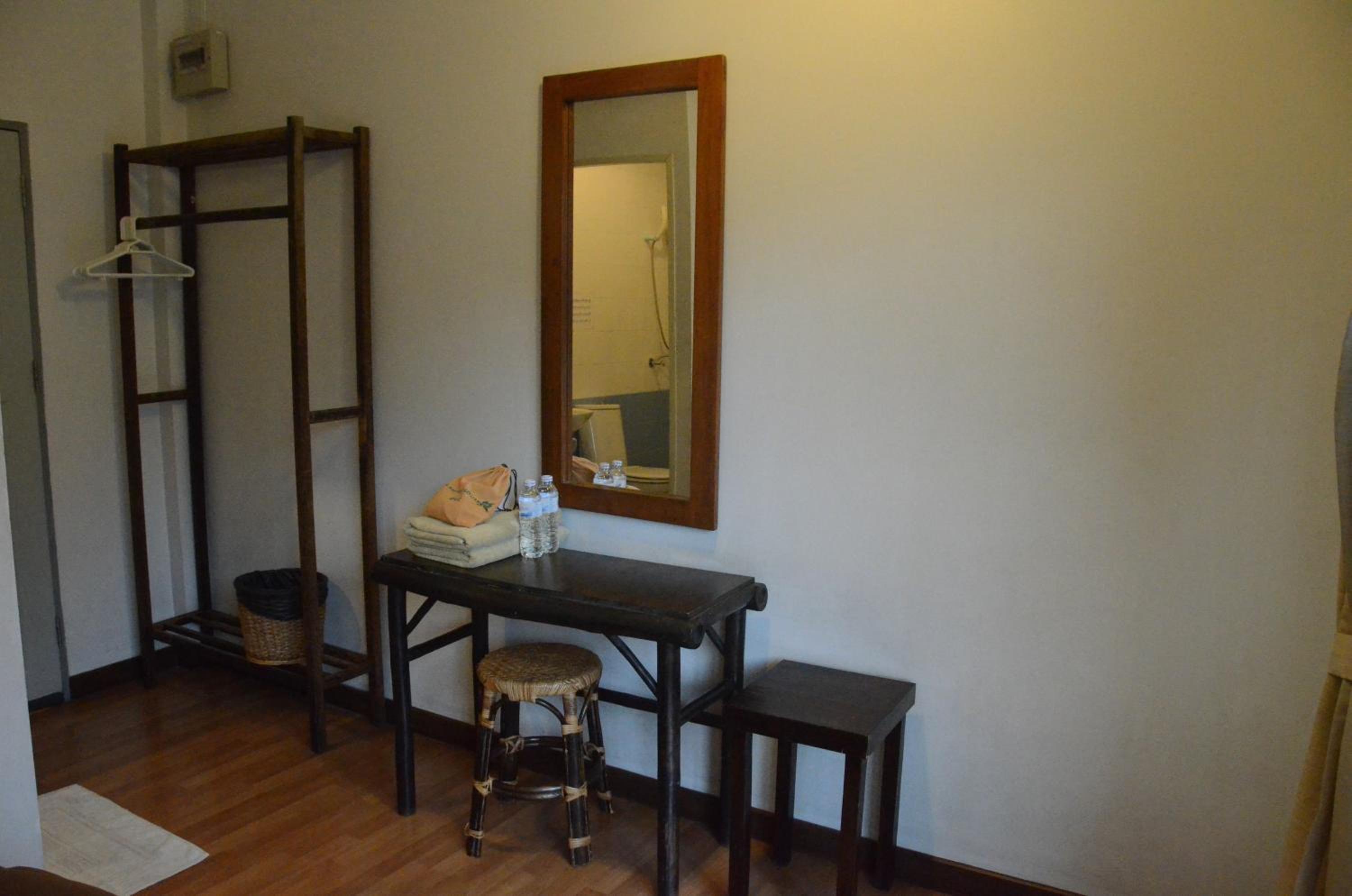 Dreibettzimmer mit Balkon