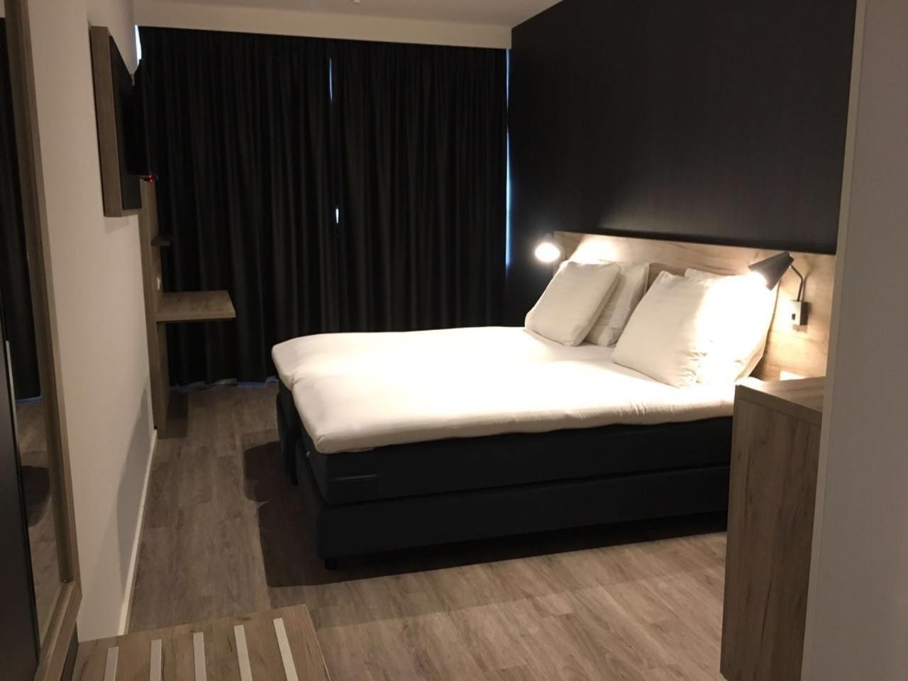 Deluxe Twin Room photo 2