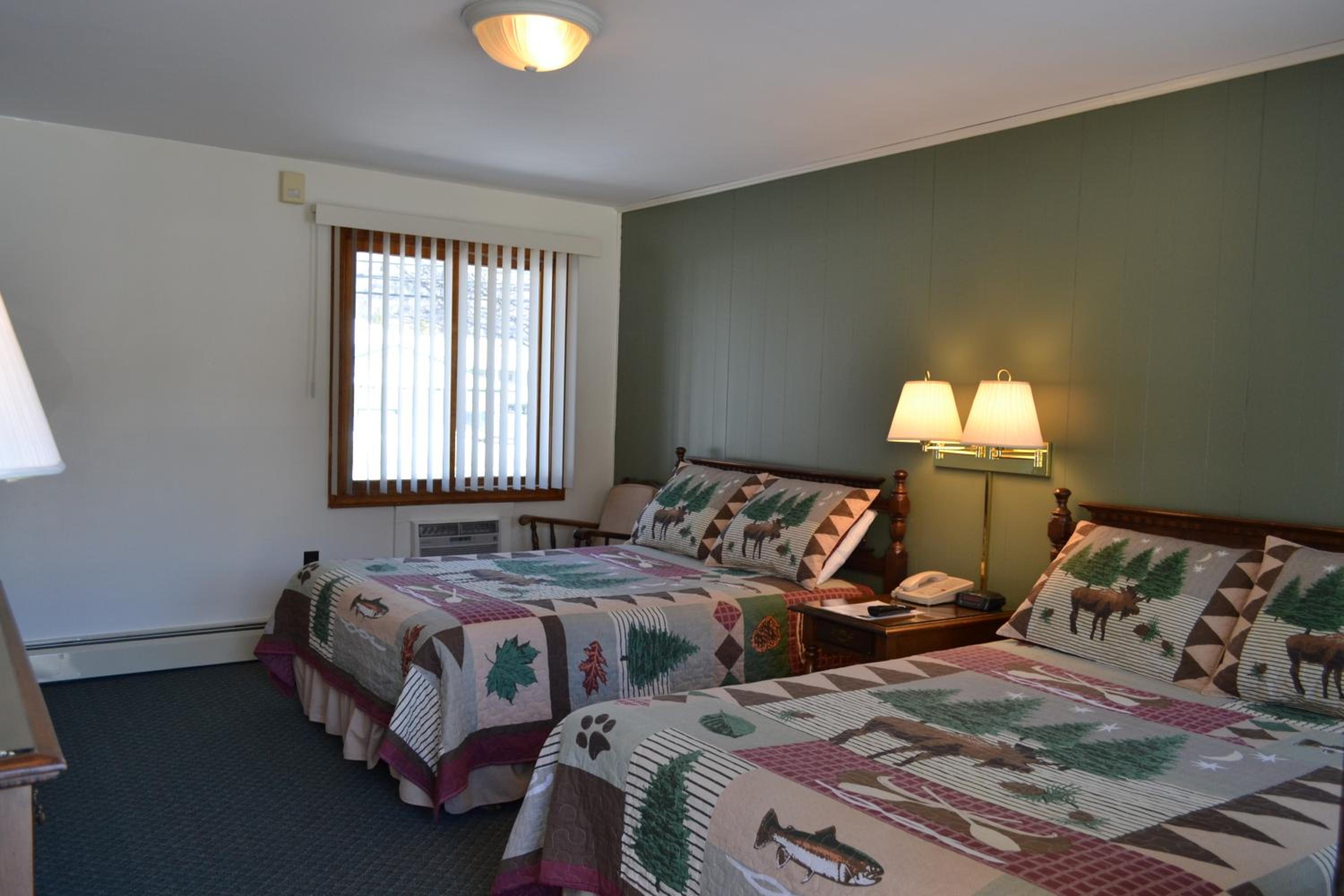 Standard Double Room with Two Double Beds photo 1