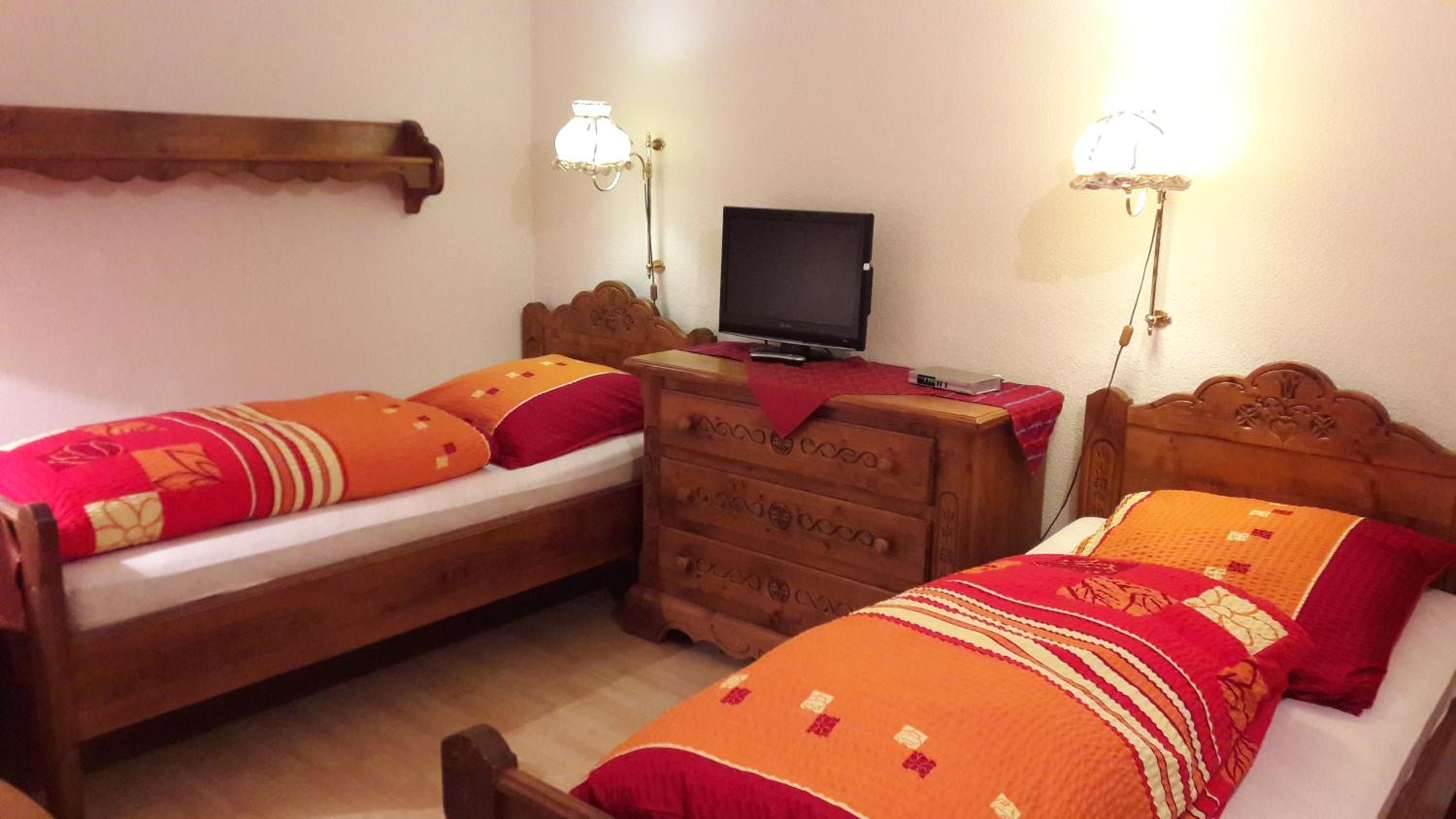 Classic Quadruple Room - Photo 11