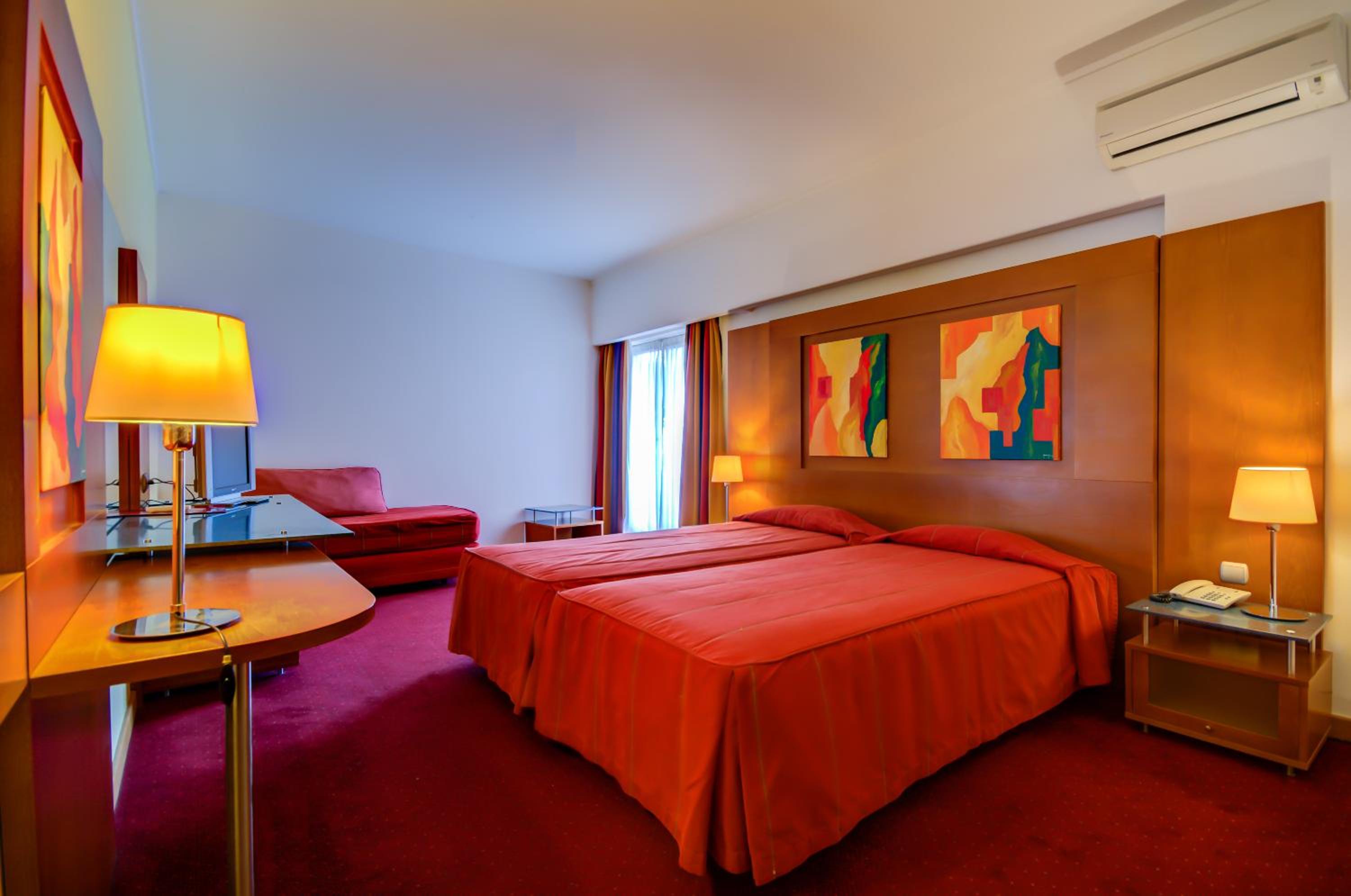 Standard Triple Room - Photo 2