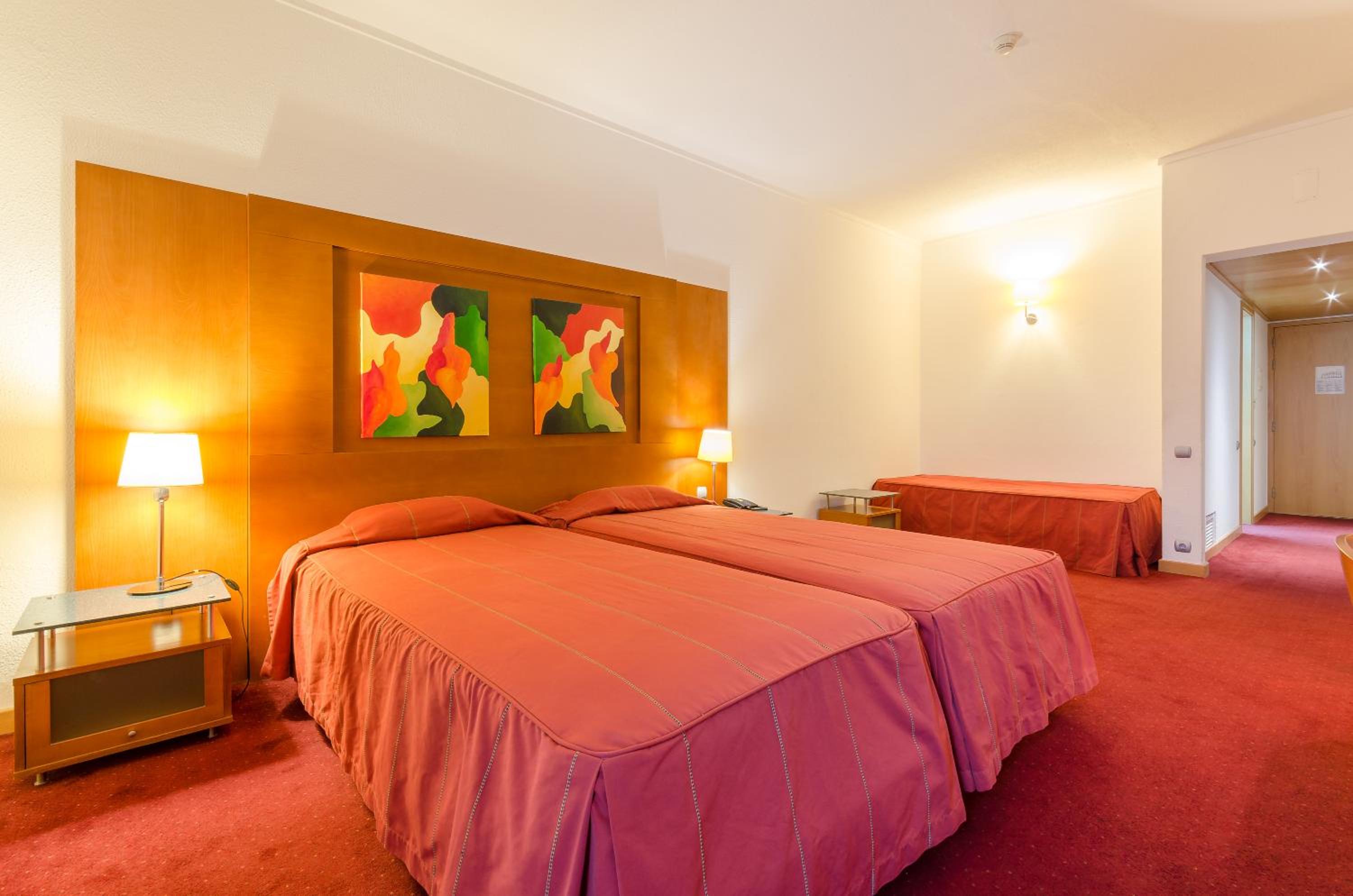 Standard Triple Room - Photo 5