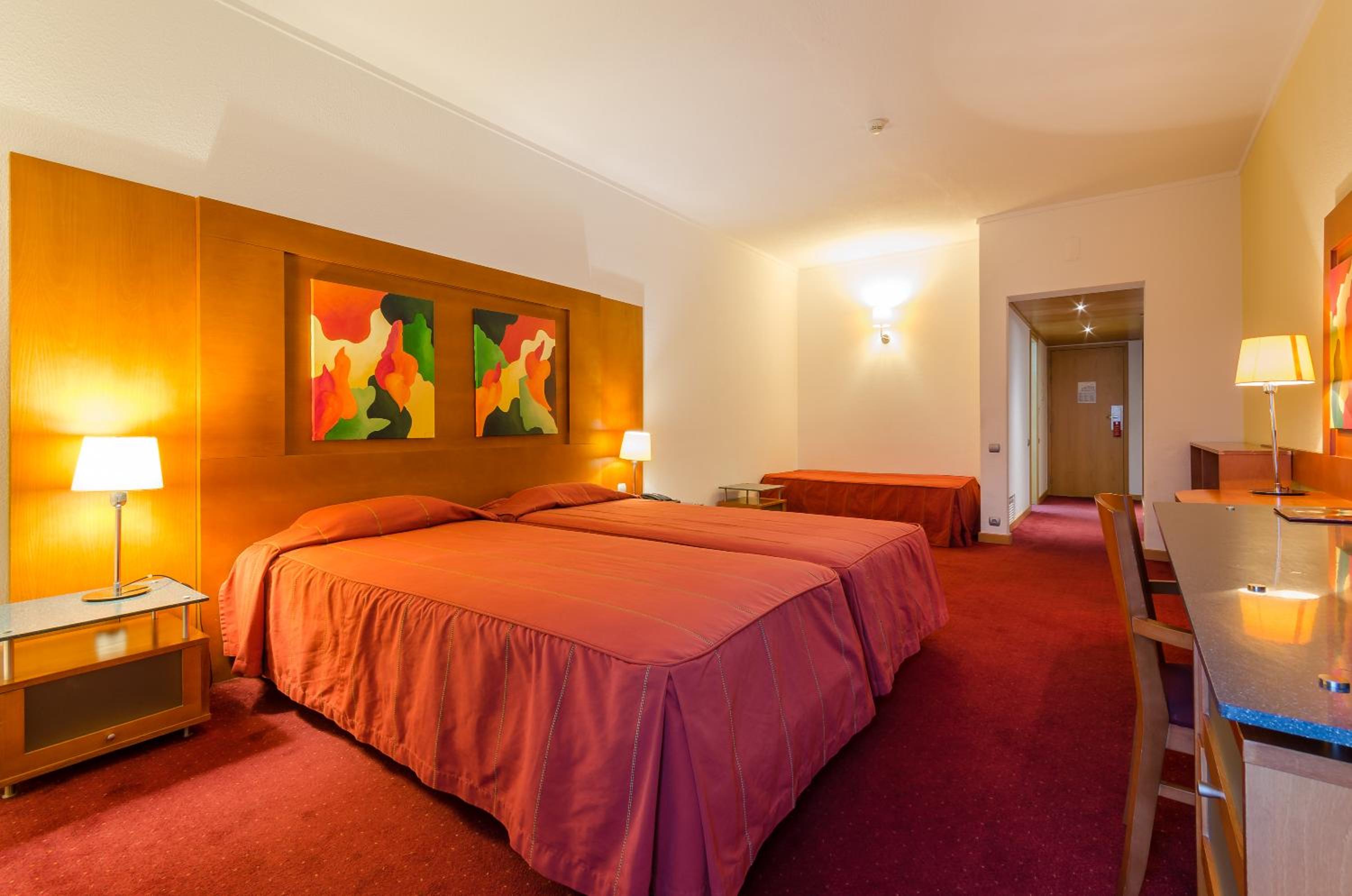Standard Triple Room - Photo 6