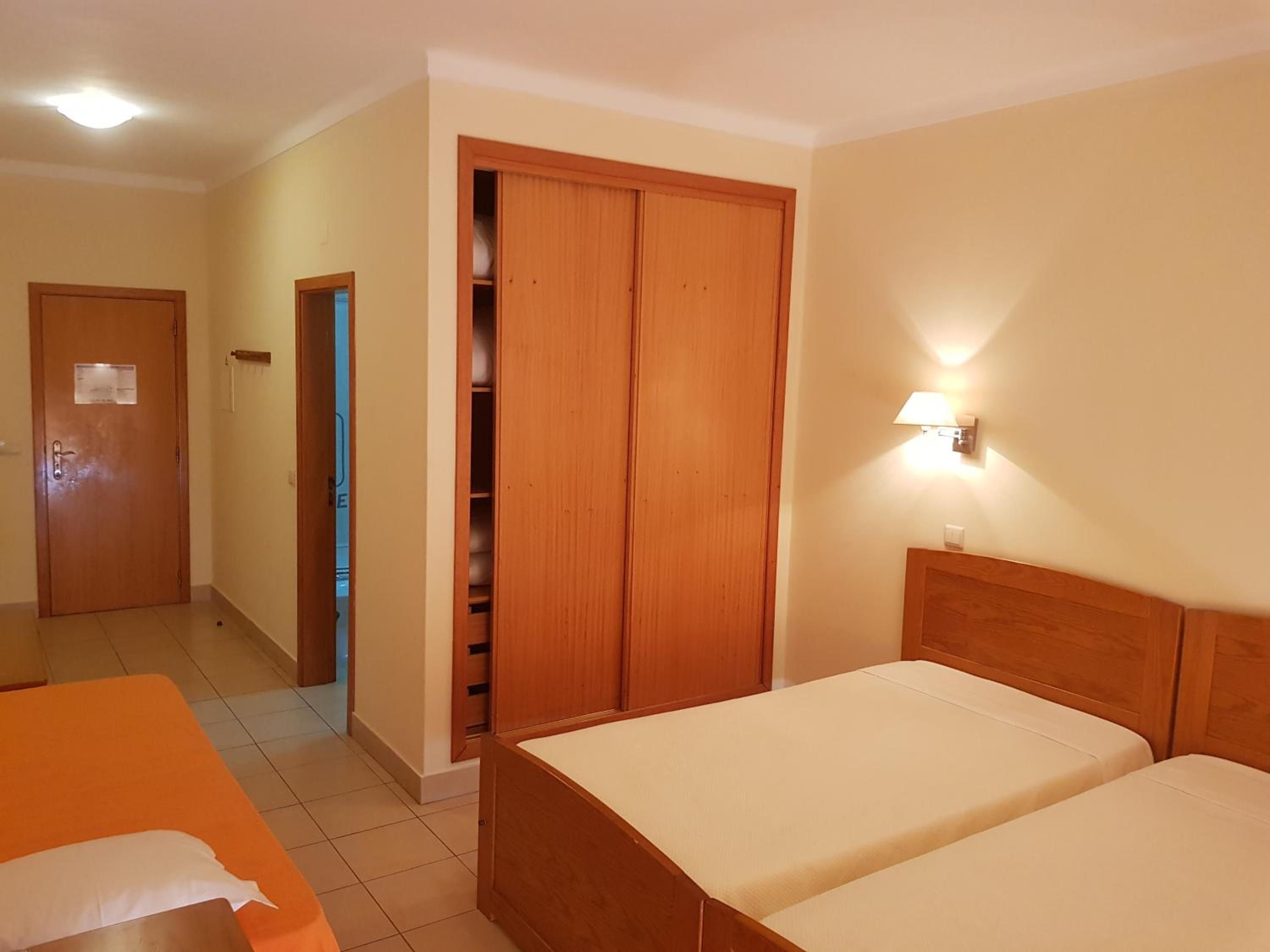 Triple Room with Balcony photo 3