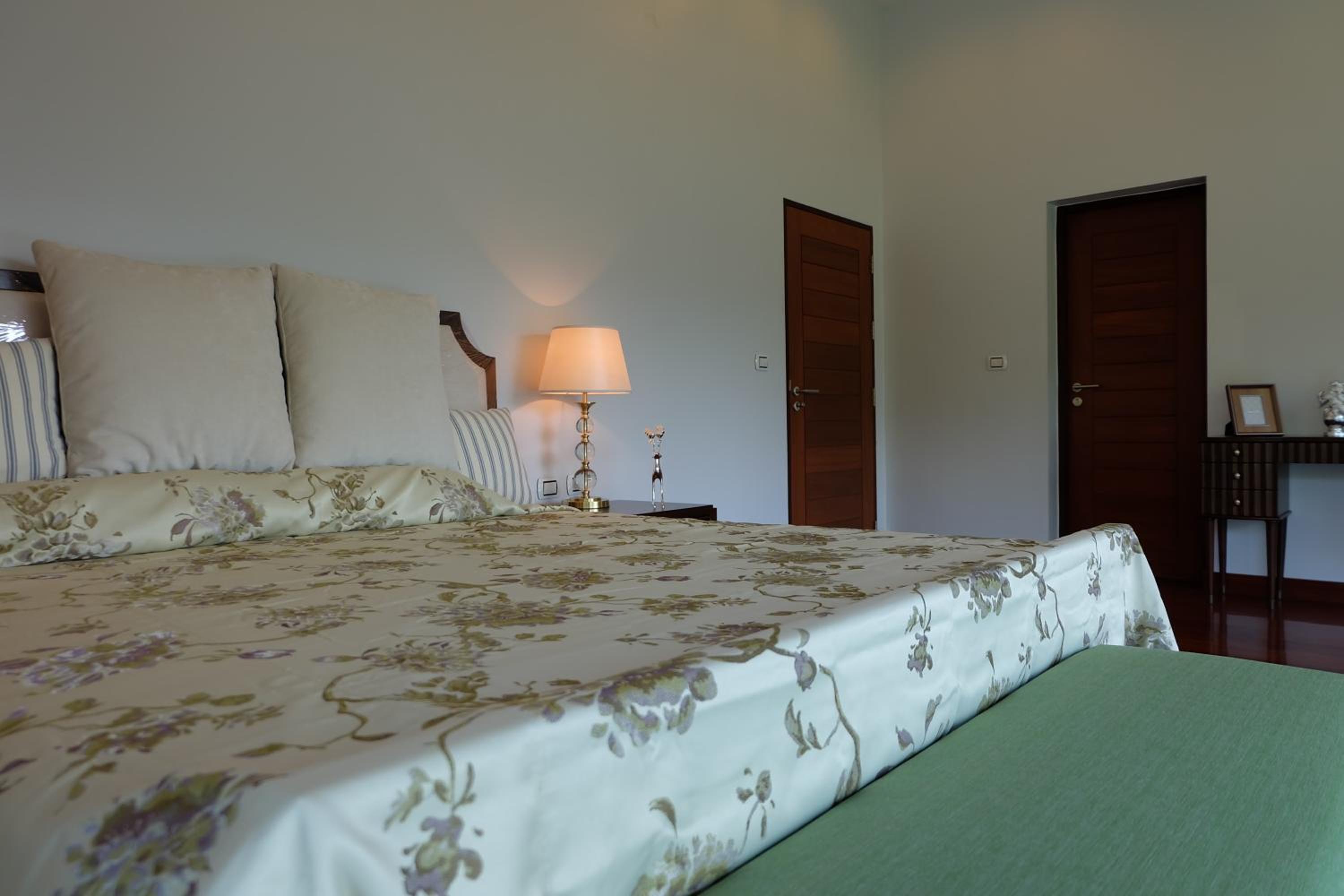 Villa con vistas al jardín