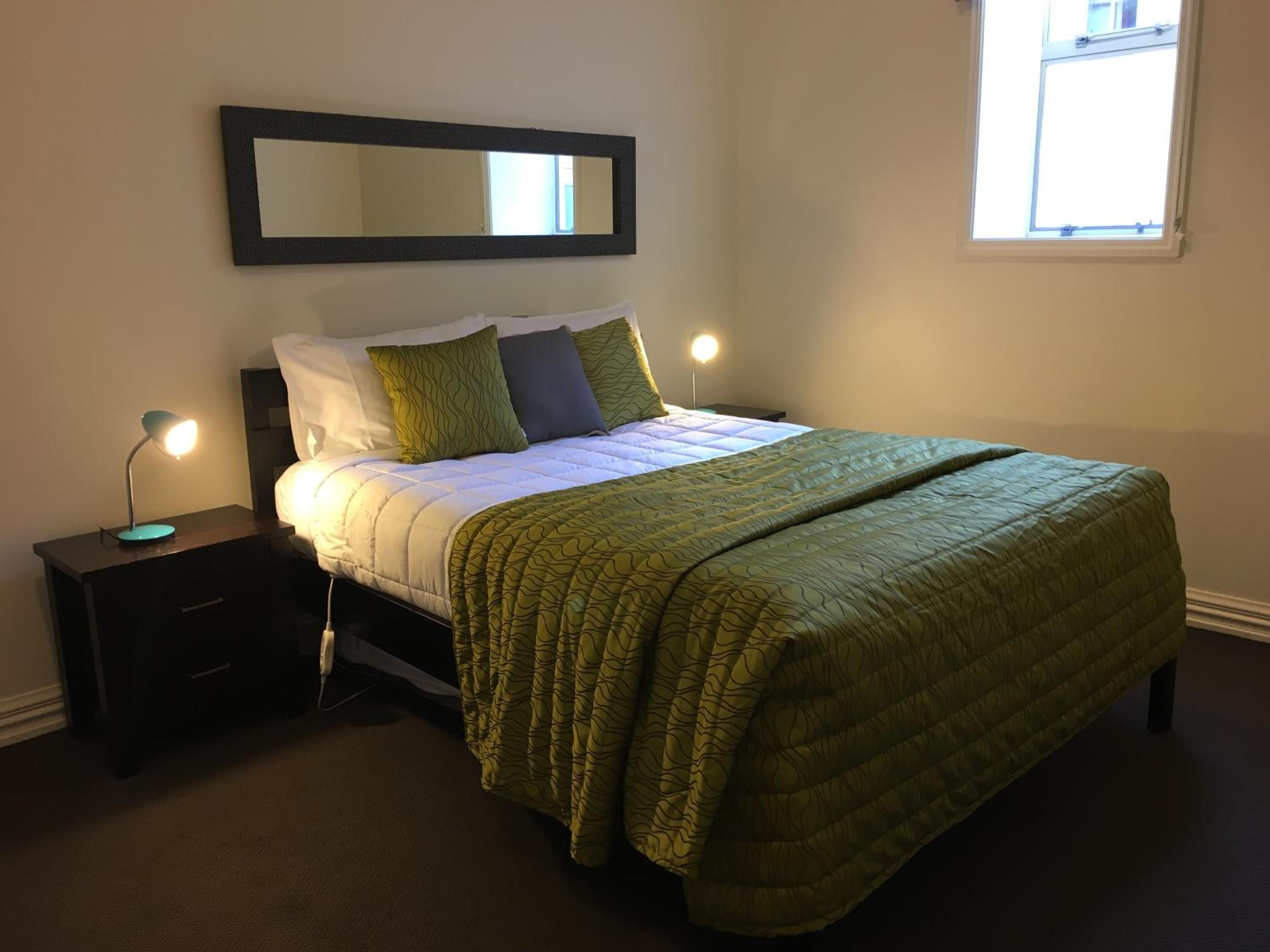 2 Bedroom Inner City Apartment - Photo 19