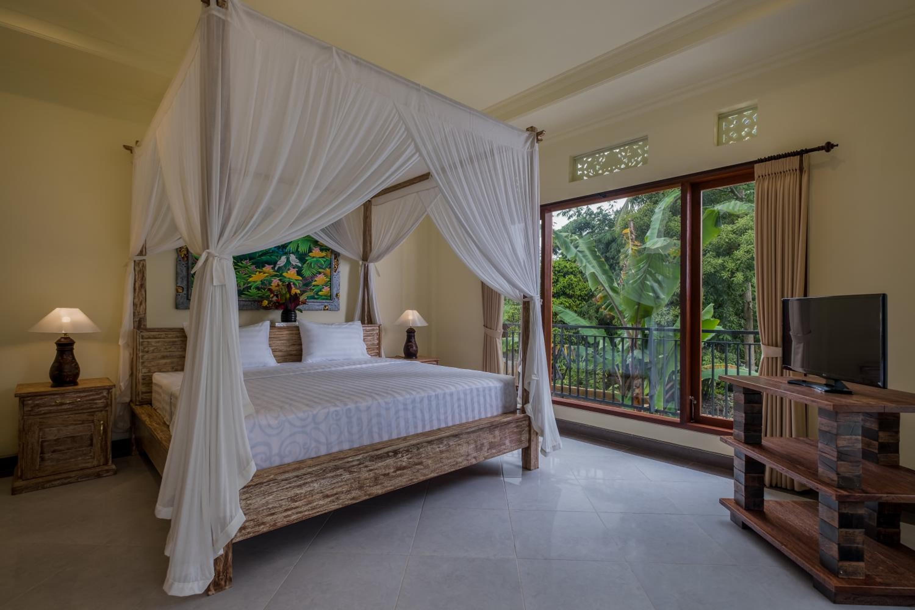 Two-Bedroom Villa - Photo 3