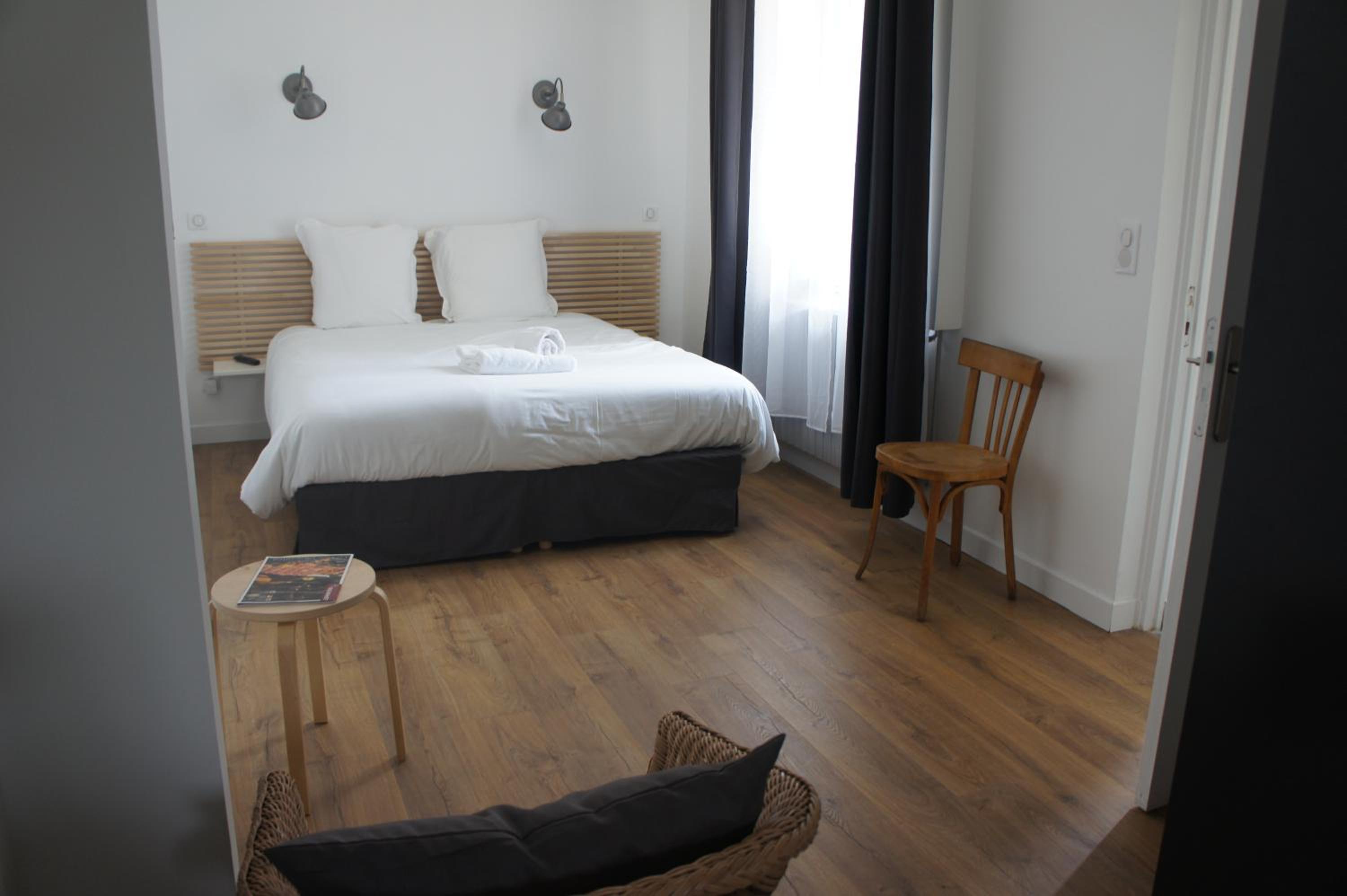 Apartment - Ground Floor photo 3