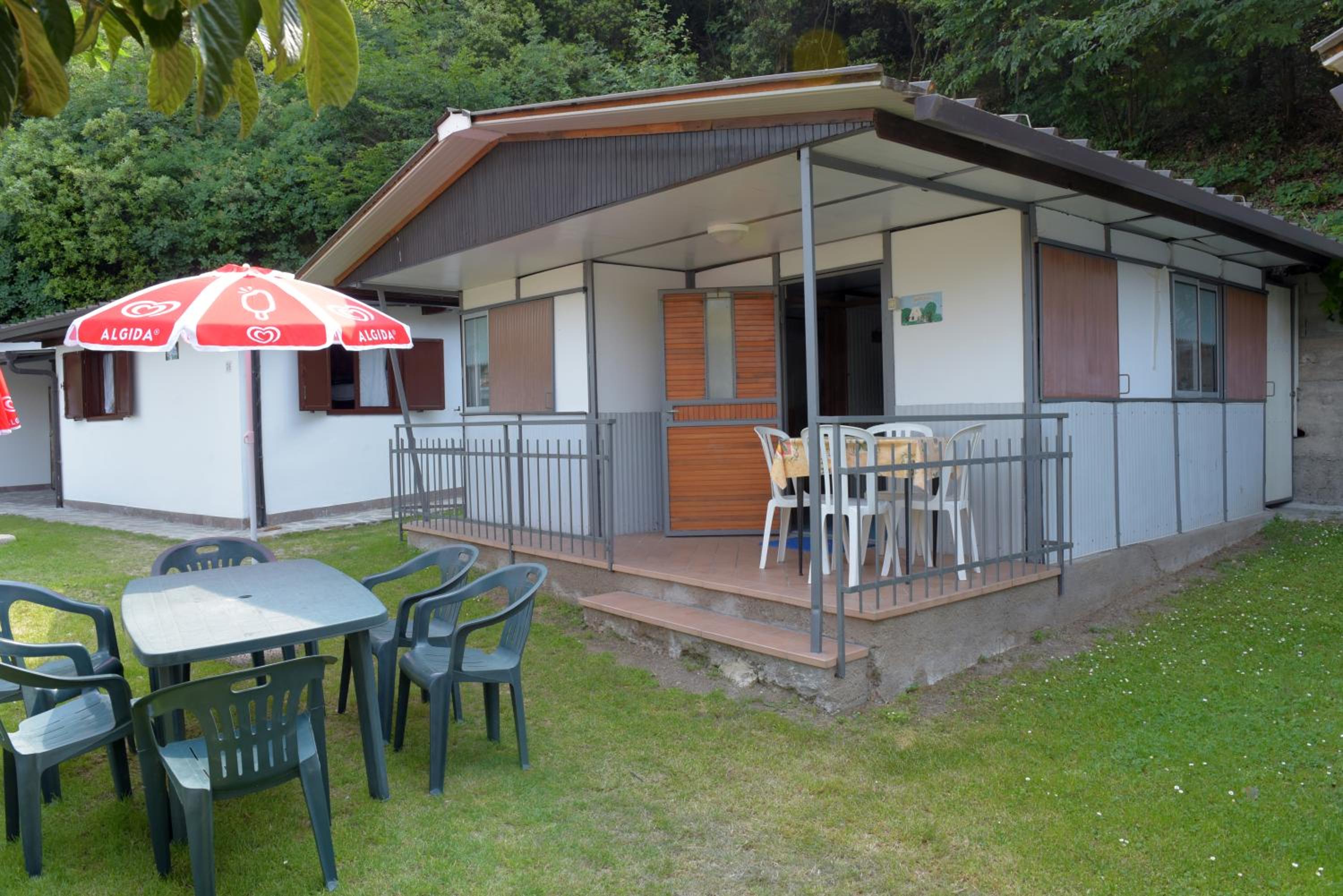 Two-Bedroom Bungalow photo 3