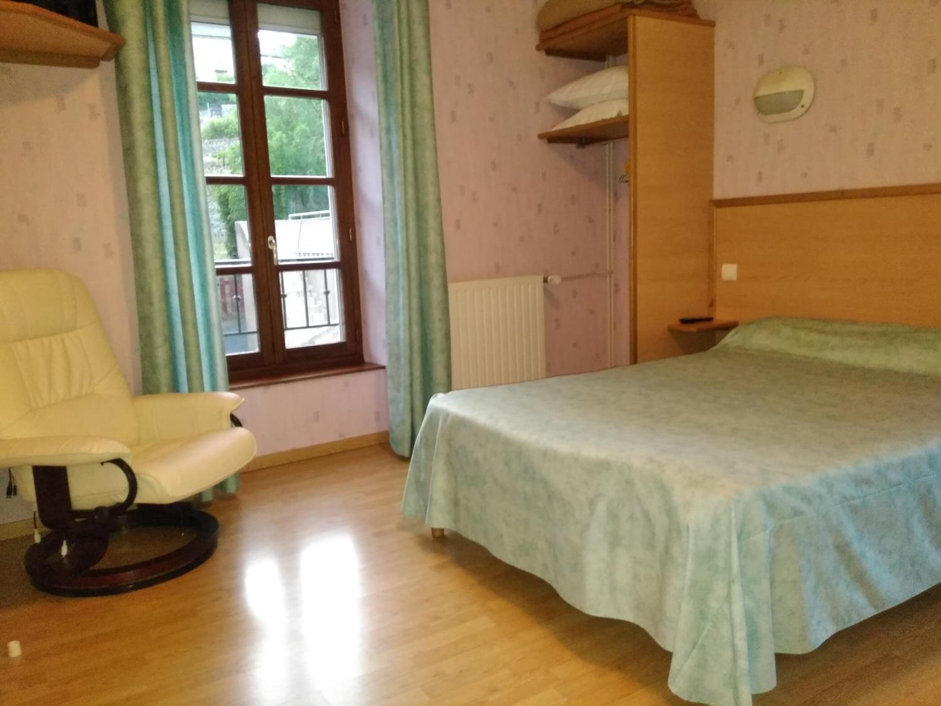 Standard Double Room - Photo 1