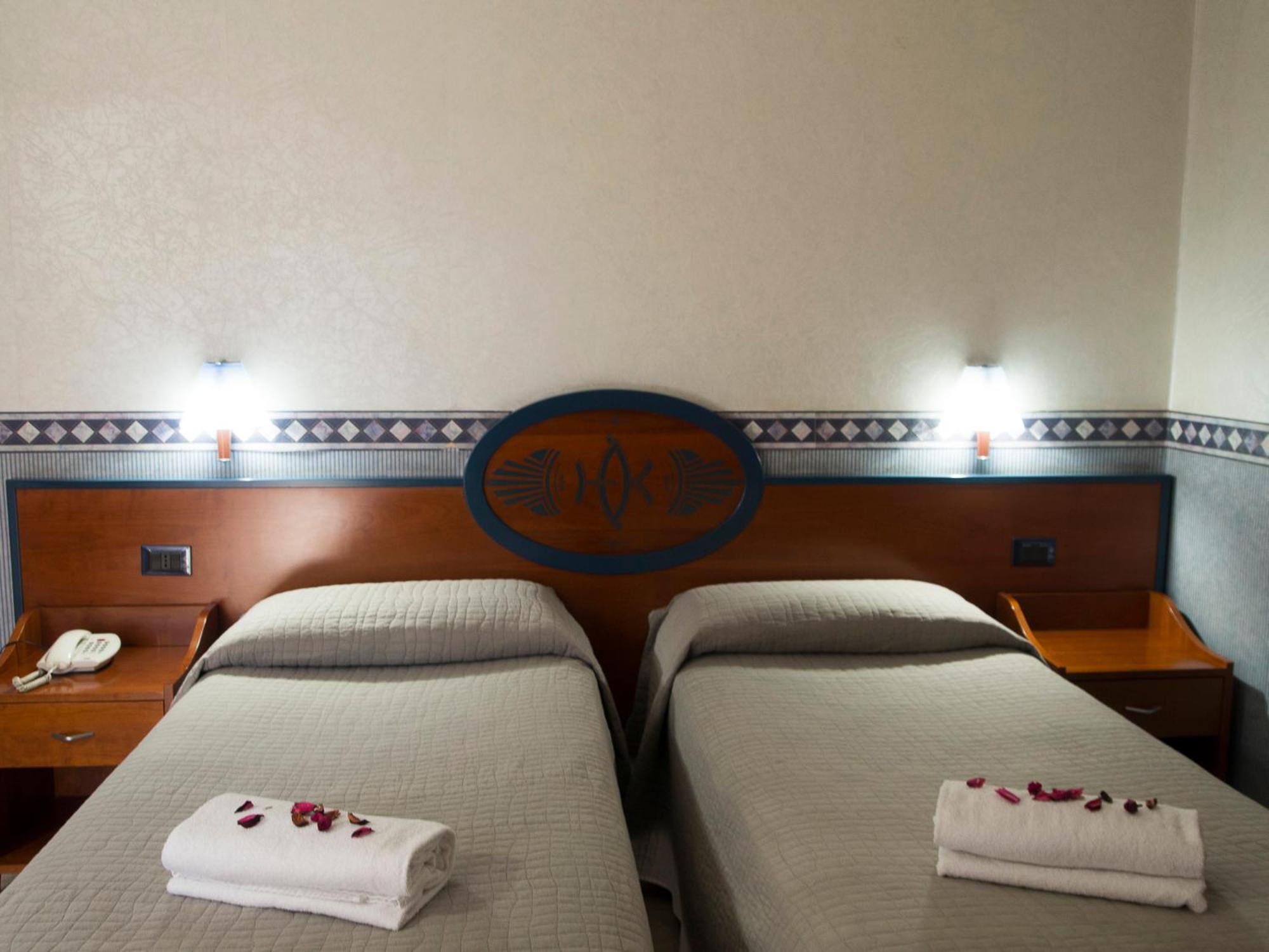 Economy Double or Twin Room photo 1