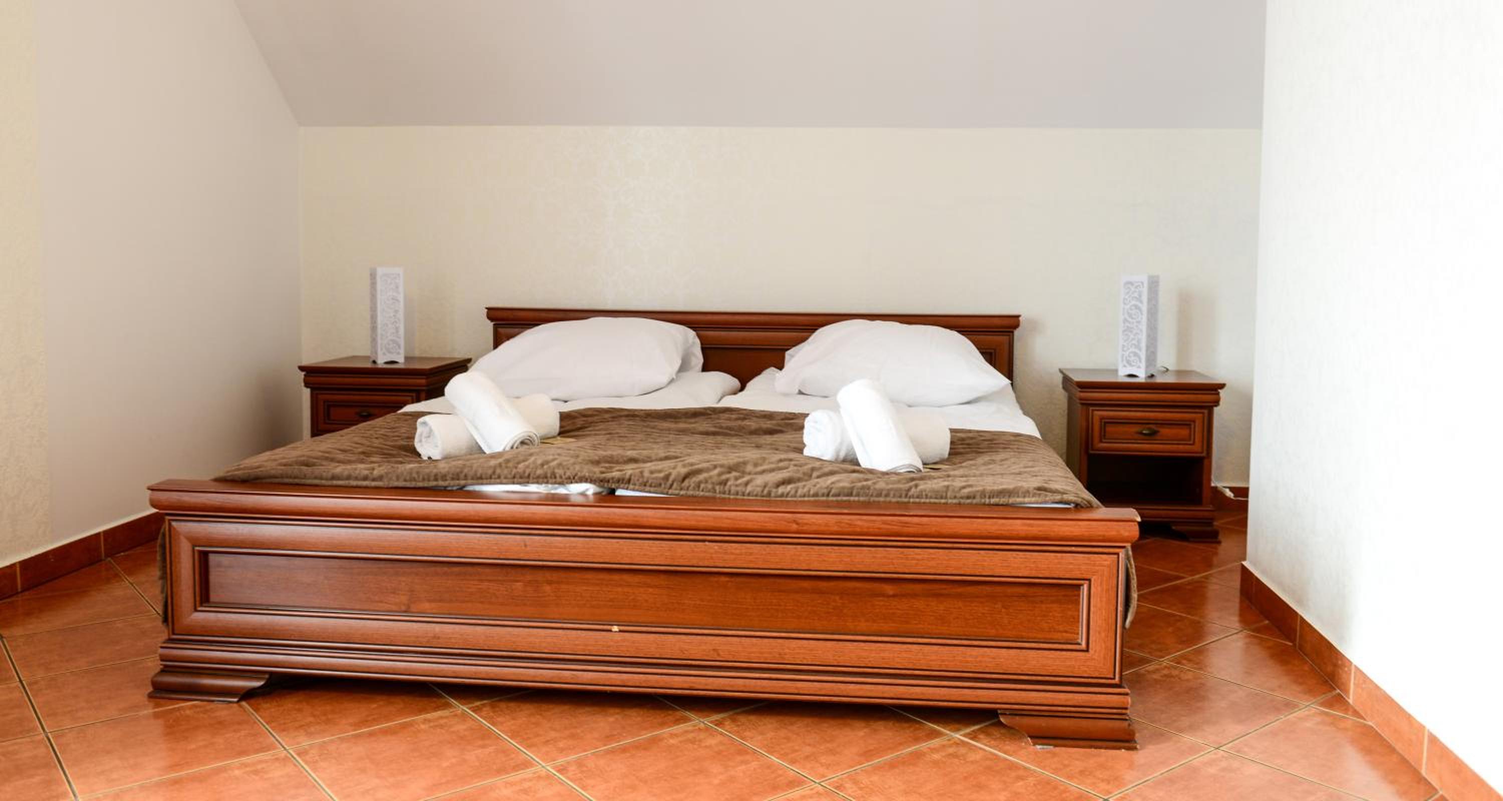 Deluxe Suite with Balcony photo 2